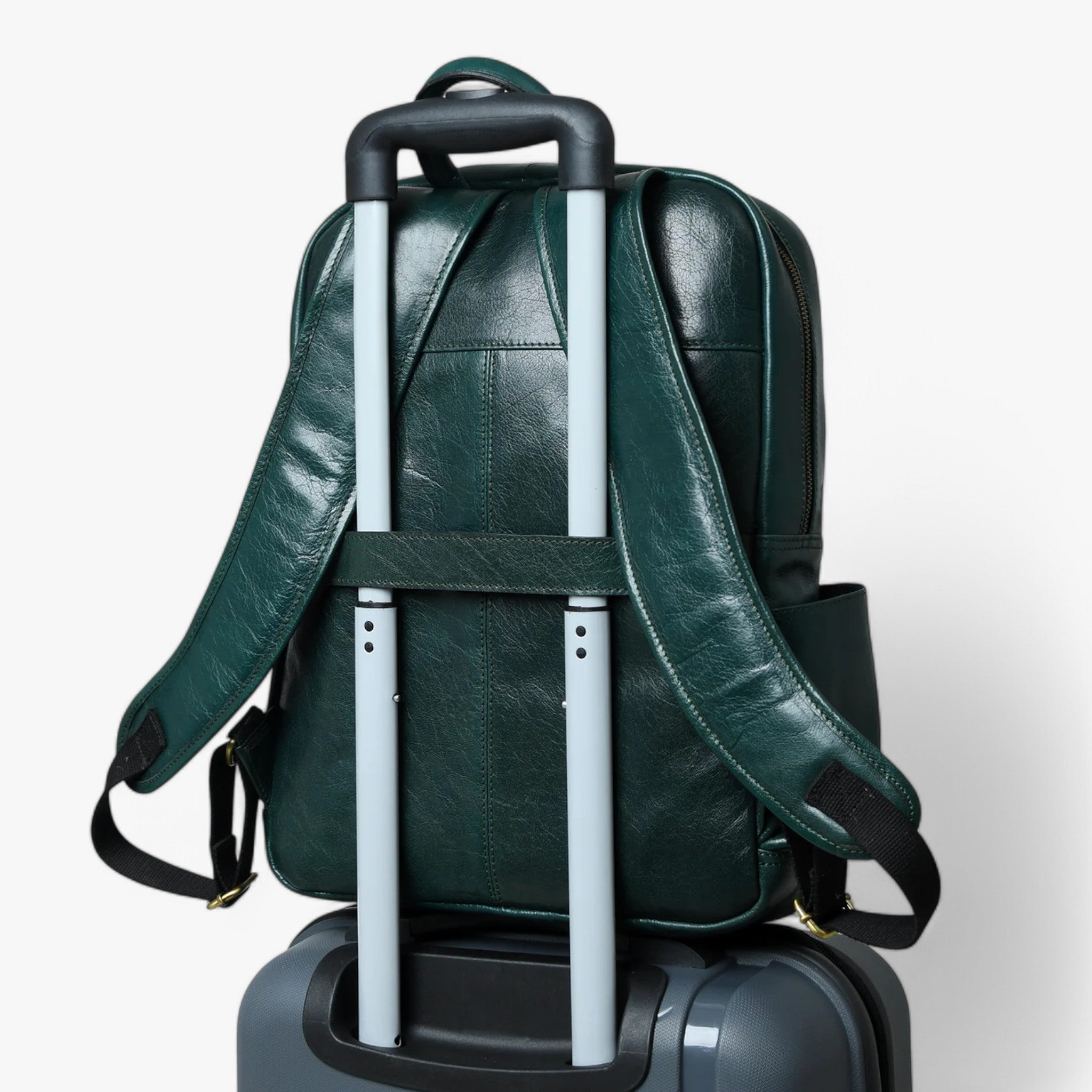 Zaino Donna in Vera Pelle Italiana Verde Lusso, Elegante e Spazioso - - accessoires bags italiana pelle tassen zaino zaino pelle - Concept Palermo