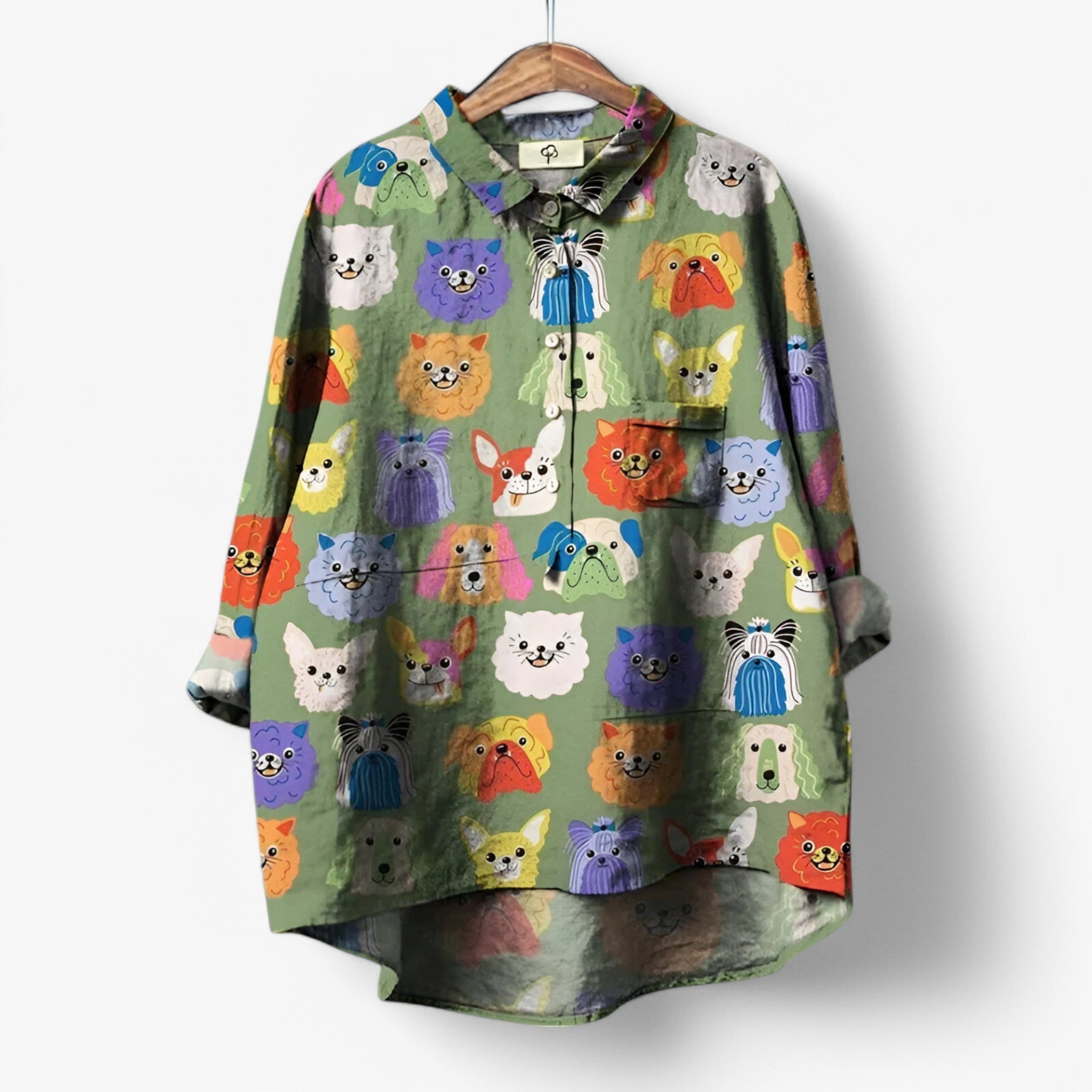 Camicia Donna con Stampa Grafica Accattivante - Elegante e Moderna - Cane Giocoso - accattivante camicia camicia con stampa grafica camicia donna camicia moderna camicia stampa donna grafica look da ufficio moda donna stampa women's top clothes - Concept Palermo