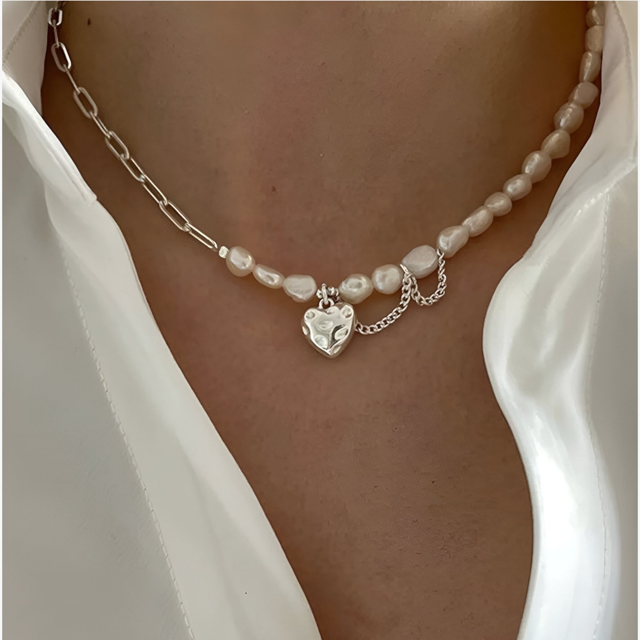 Collana Asimmetrica Donna Hartparel in Lana, Design Moderno ed Elegante - - 925 Silver asimmetrica collana collana asimmetrica donna gifts-necklace hartparel jewelry lana necklace Pearls Silver & Pearl - Concept Palermo