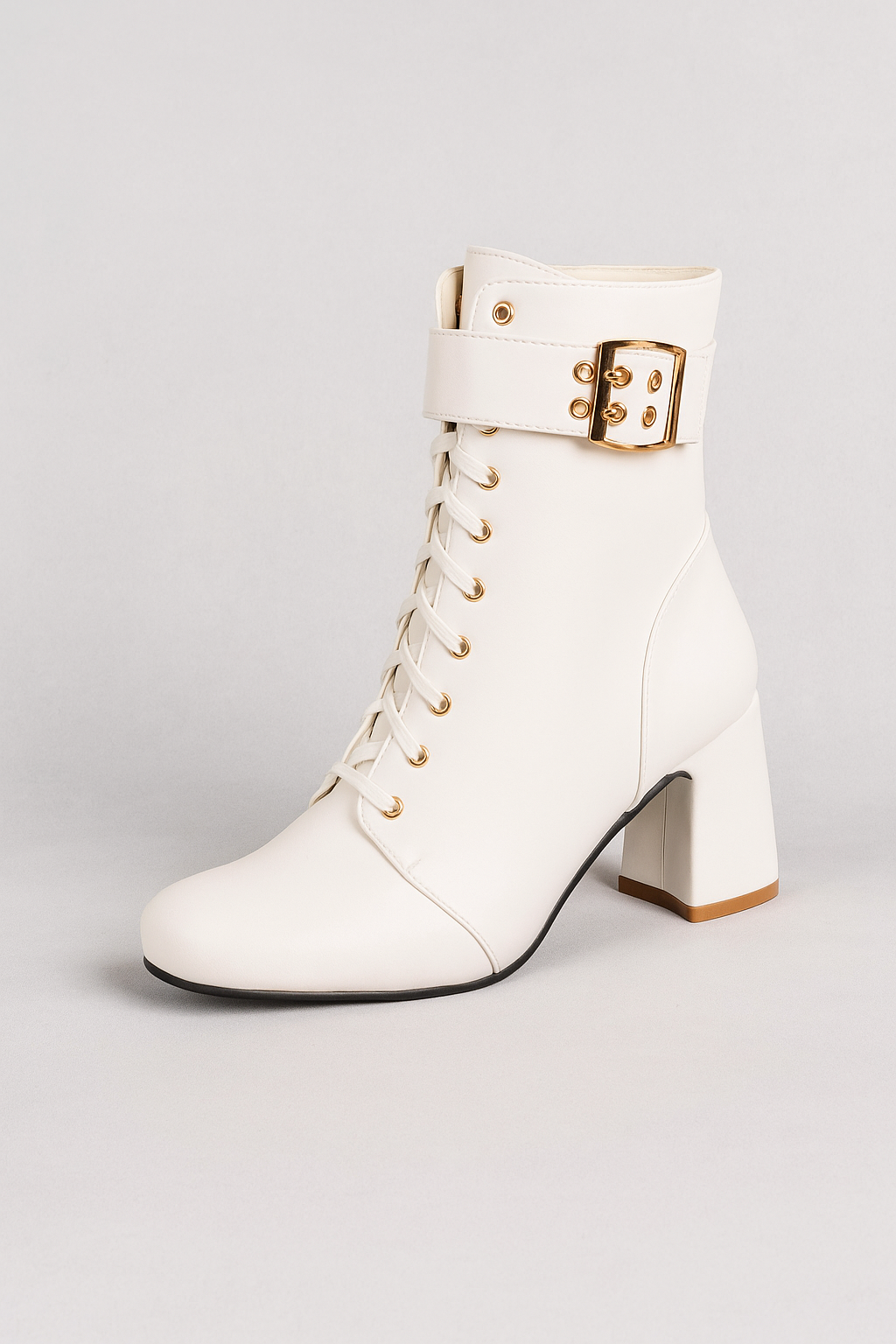 Stivaletti alla Caviglia con Lacci e Cinturino Regolabile - Bianco - alla BOOTS Boots & Shoes caviglia cinturino lacci regolabile shoes stivaletti stivaletti alla - Concept Palermo