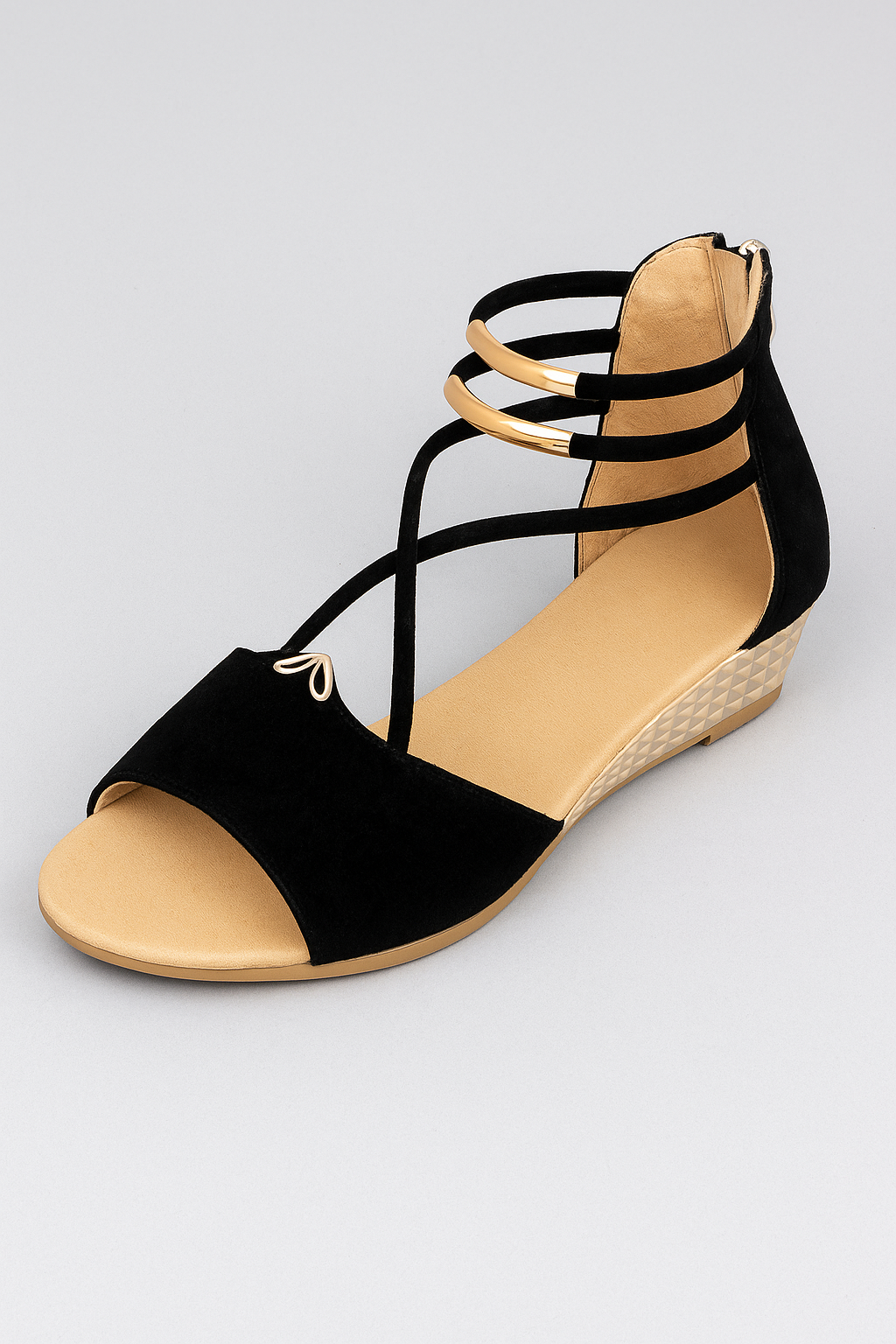 Sandali Donna con Tacco Basso, Cinturini Incrociati e Dettagli Dorati - Nero - anti-slip sandals breathable sandals casual sandals cinturini cinturini incrociati e dettagli dorati eleganti - €25 dettagli donna dorati easy wear sandals elegant sandals fashion sandals flat sandals incrociati luna | sandali donna con tacco basso sandali sandali donna - Concept Palermo