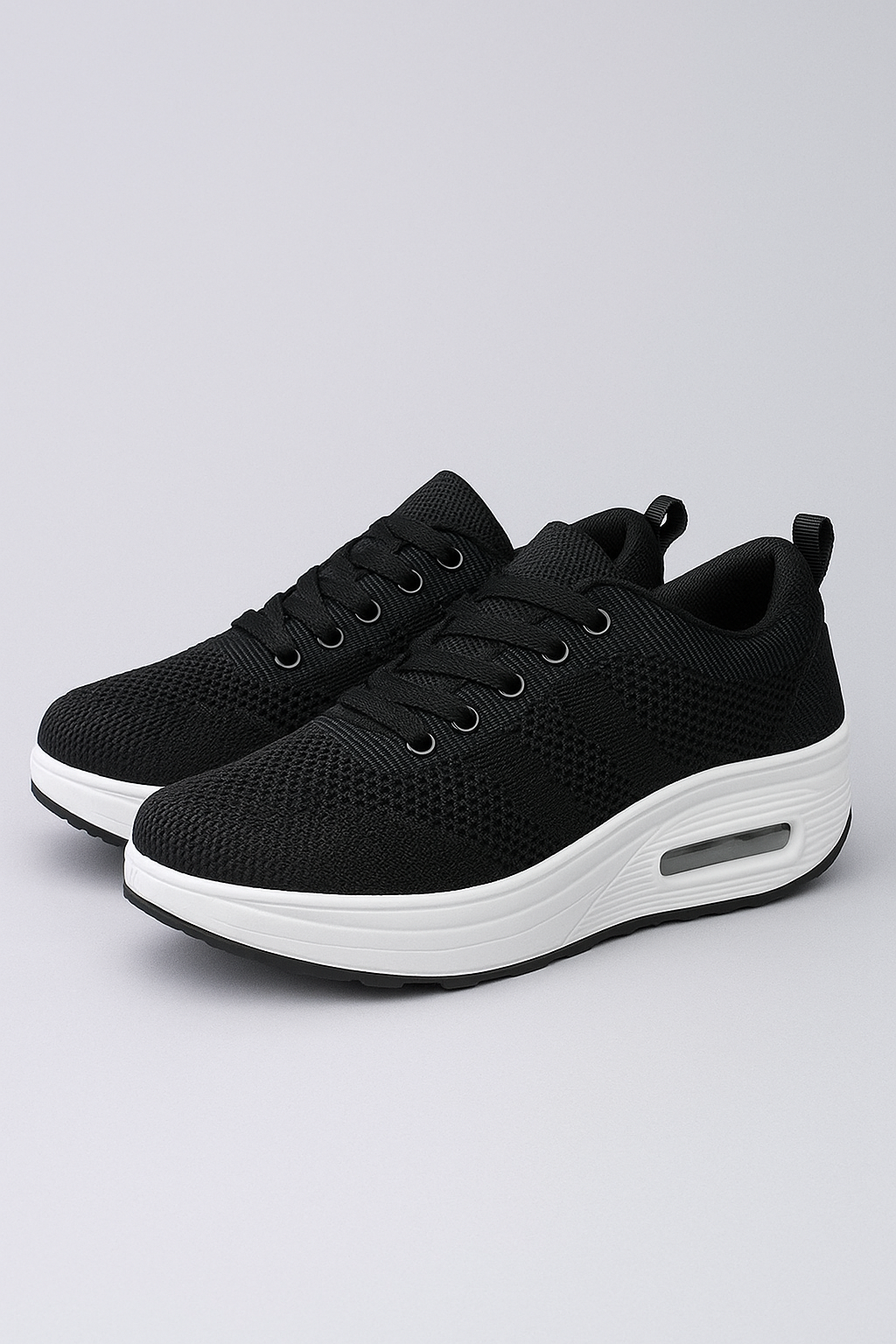 Scarpe sportive da donna con tacco a blocco e mesh traspirante - Nero - blocco donna mesh scarpe scarpe sportive schoenen shoes sport sportive tacco - Concept Palermo
