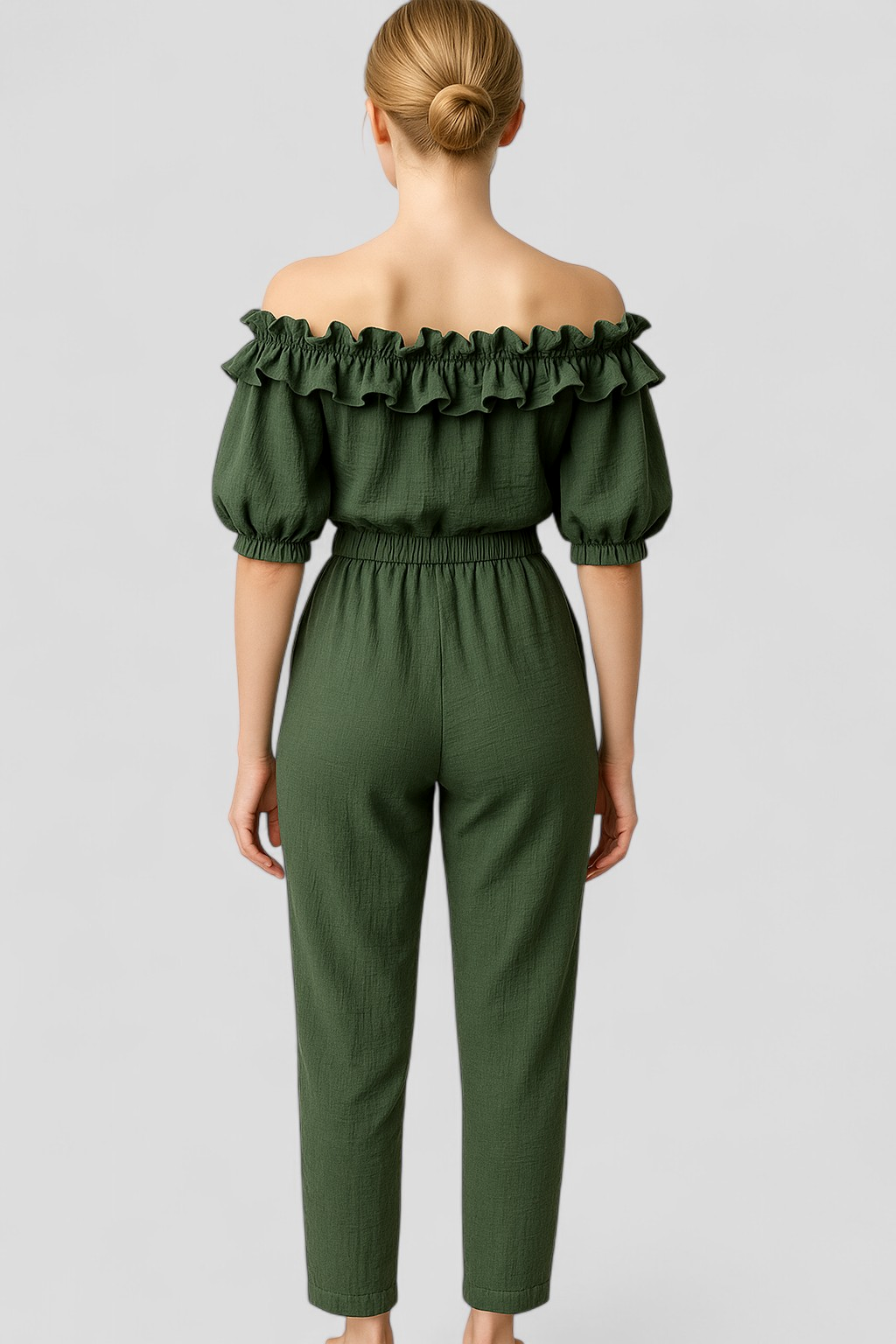 Kombinezon con Maniche a Volant - - abbigliamento estivo abito comodo capo alla moda kombinezon kombinezon elegante kombinezon maniche look romantico maniche maniche a volant one-pieces outfit serale stile e comfort versatilità moda vestiti femminili volant - Concept Palermo