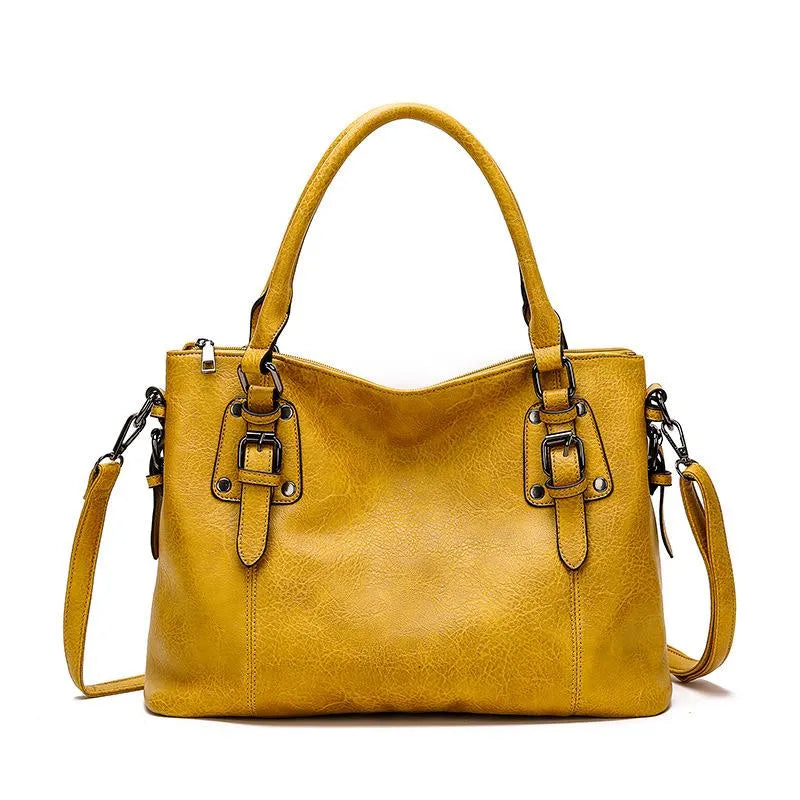 Borsa a Tracolla Donna in Vera Pelle Nera, Elegante con Patta e Chiusura Magnetica - - Bags borsa borsa tracolla chic donna handbags pelle tracolla women bags - Concept Palermo