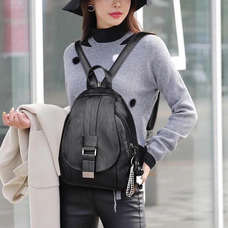 Zaino Donna in Vera Pelle Elegante e Chic, Ideale per Lavoro e Tempo Libero - - Backpacks bags chic pelle women's backpack zaino zaino pelle - Concept Palermo