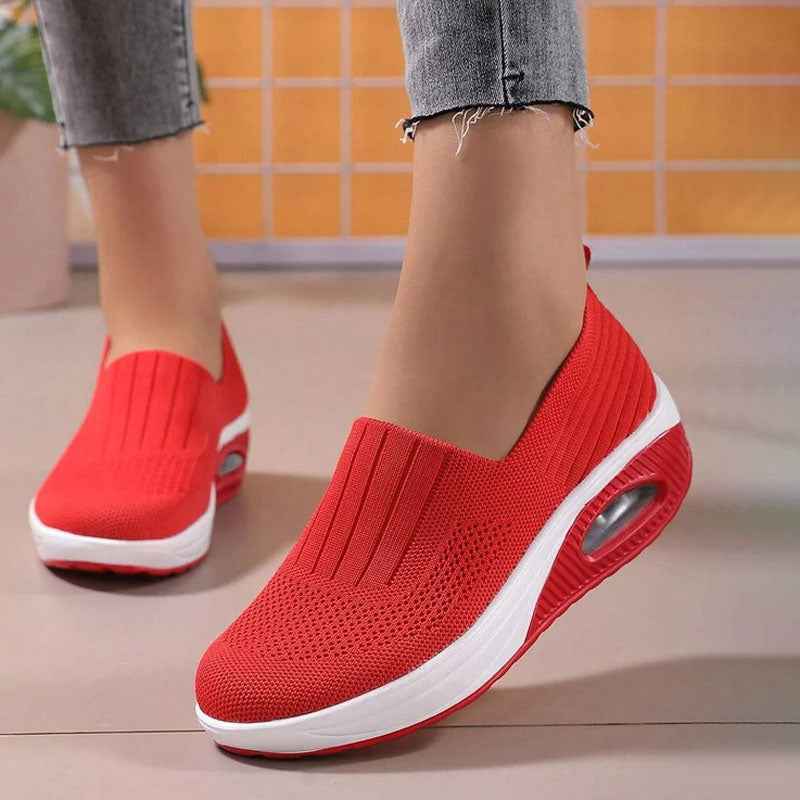 Scarpe da donna comode e leggere per la camminata quotidiana