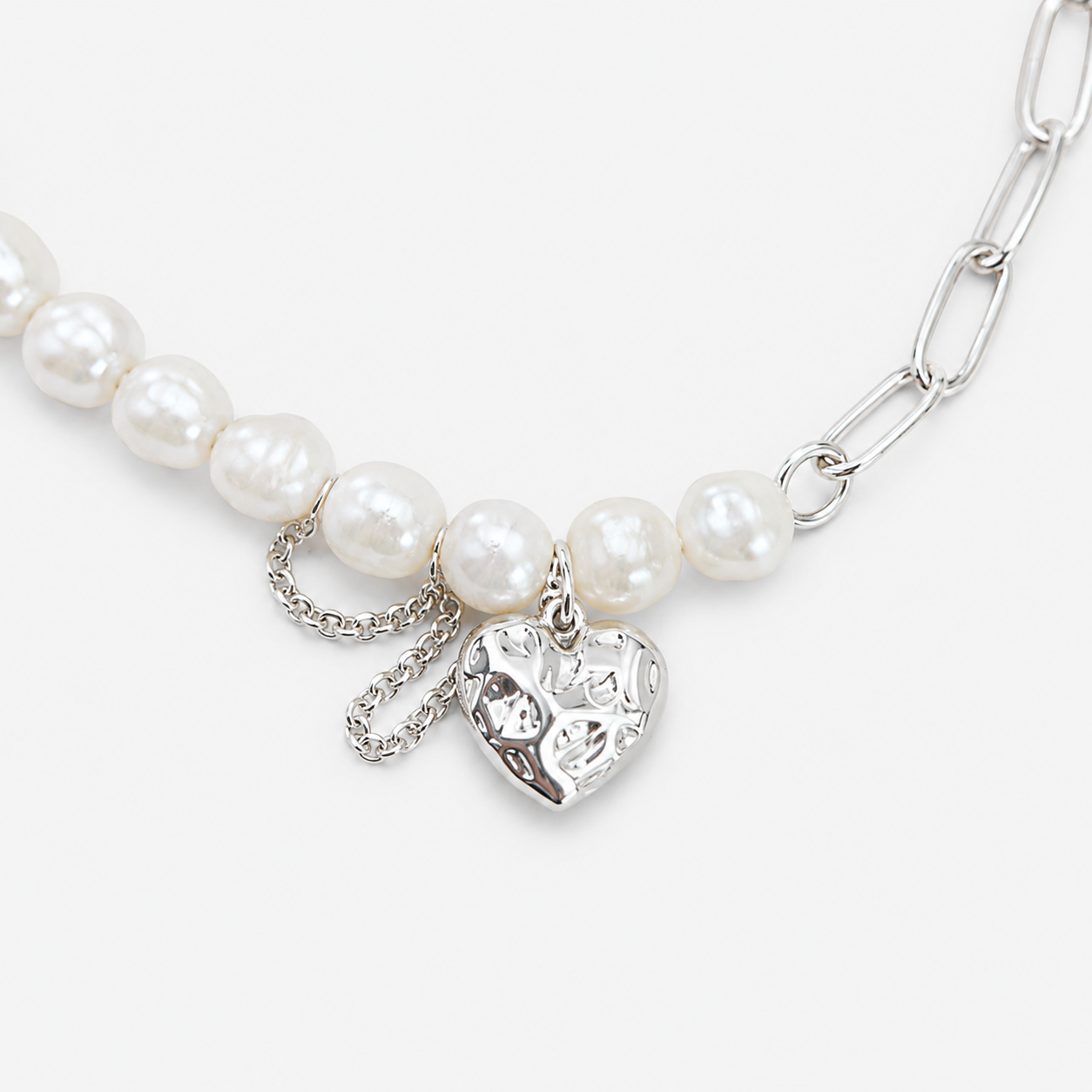 Collana Asimmetrica Donna Hartparel in Lana, Design Moderno ed Elegante - - 925 Silver asimmetrica collana collana asimmetrica donna gifts-necklace hartparel jewelry lana necklace Pearls Silver & Pearl - Concept Palermo