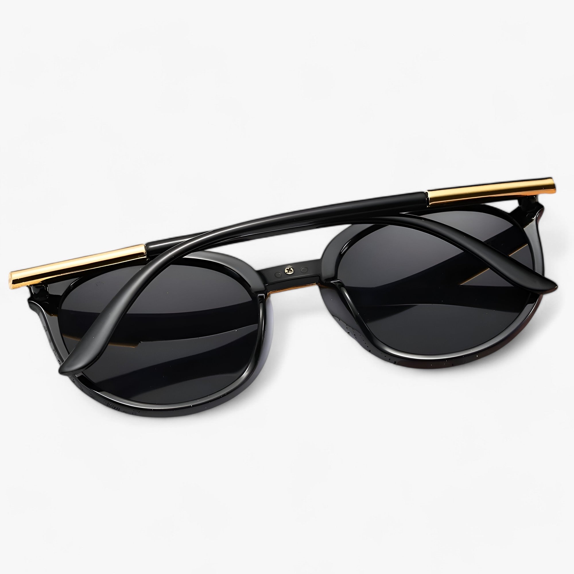 Occhiali da sole vintage in pelle UV400 - Stile e Protezione - - occhiali occhiali sole pelle protezione sole stile sun glasses sunglasses vintage WOMEN womens fashion - Concept Palermo