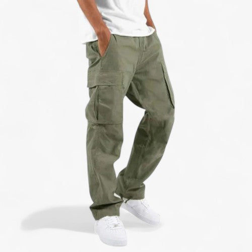Pantaloni Cargo Uomo Casual in Cotone con Tasche Laterali e Vestibilità Comoda - Verde - abbigliamento uomo cargo look sofisticato moda maschile pantaloni pantaloni cargo pantaloni cargo da uomo pantaloni casual pantaloni da carico uomo pantaloni eleganti pantaloni estivi pantaloni pratici pantaloni traspiranti pratici uomo - Concept Palermo