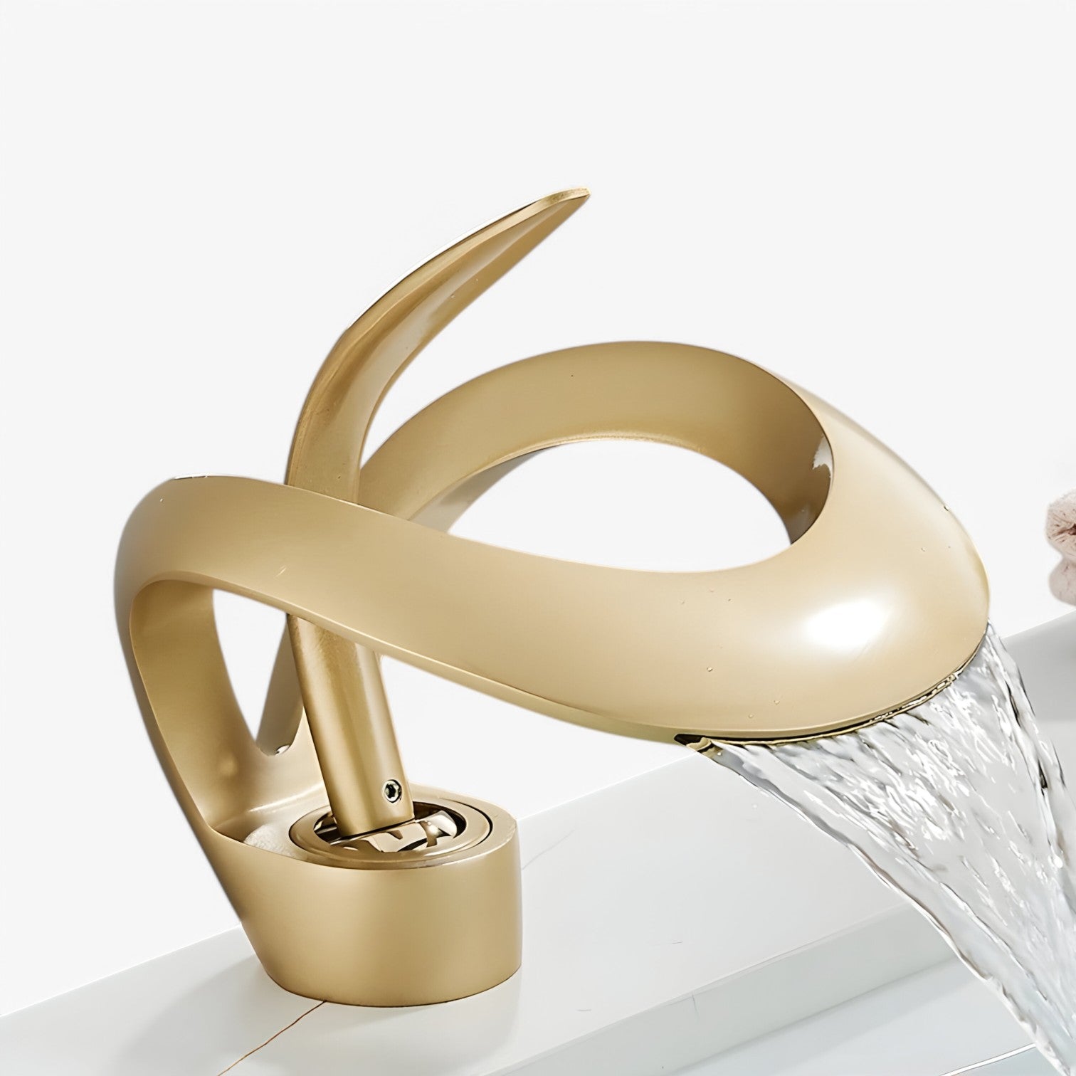 Rubinetto Uomo Durevole con Flusso d'Acqua Fluido e Regolabile - Oro Spazzolato - acqua fluido flusso flusso acqua Home Home & Garden uomo - Concept Palermo