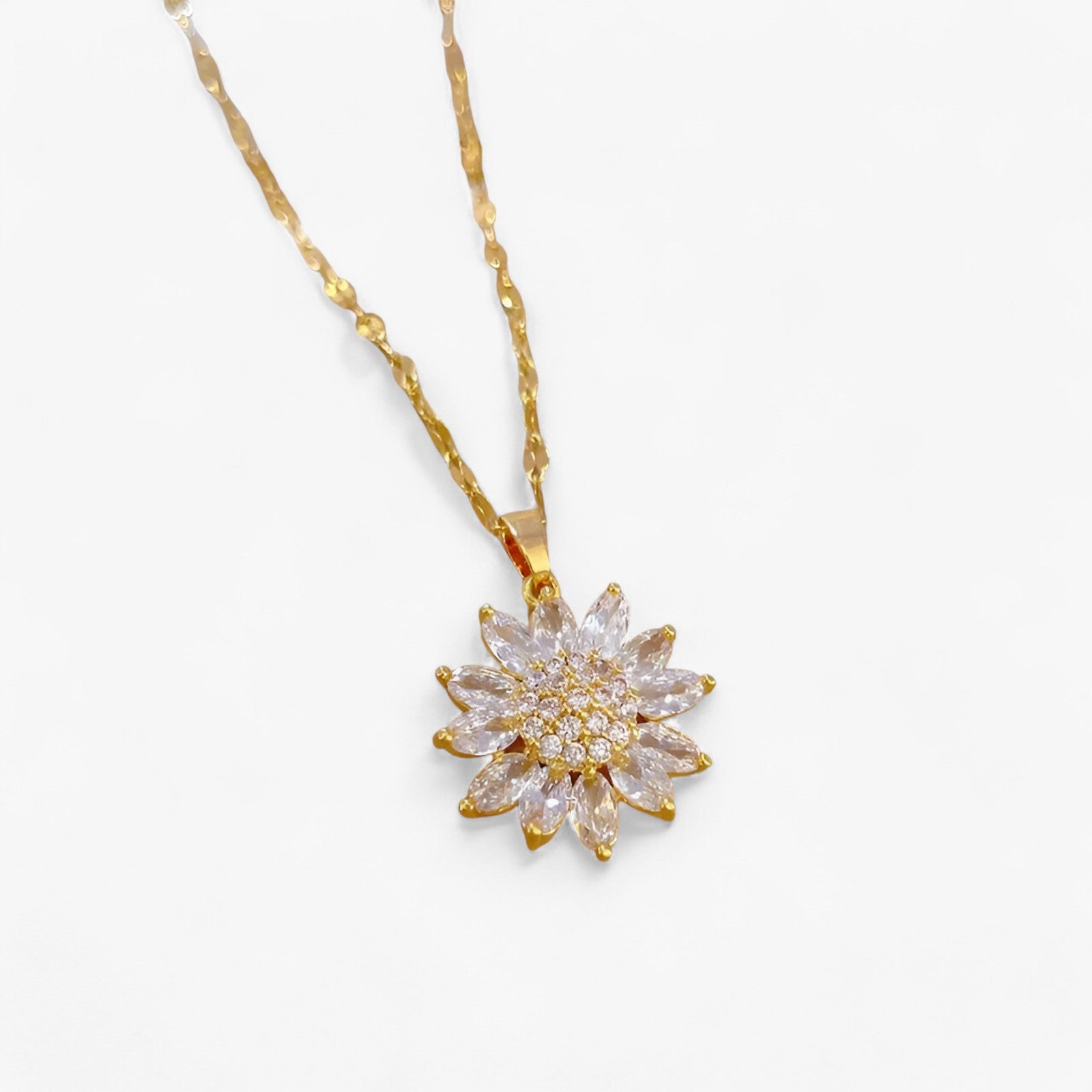 Collana con appendiabiti di lusso - Trendy e senza tempo - - appendiabiti collana collana appendiabiti Gift Gifts for women jewelry Necklace Necklaces for Women tempo trendy womens fashion - Concept Palermo
