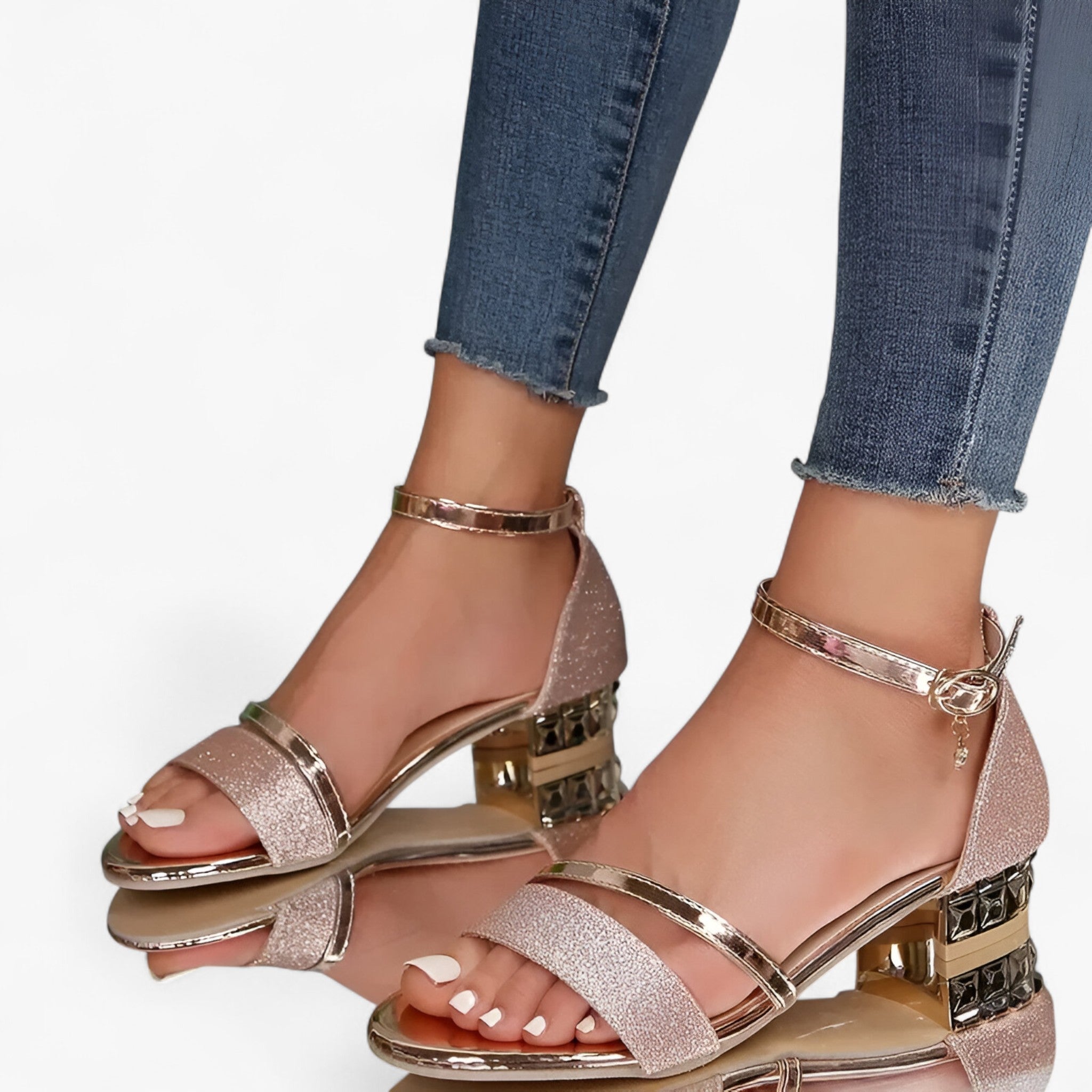 Sandali da donna con tacco a blocco, cinturino alla caviglia glitterato e finiture metalliche - Oro rosa - Accessoires alla blocco caviglia cinturino Dames donna finiture glitterato metalliche Sandalen Schoenen - Concept Palermo