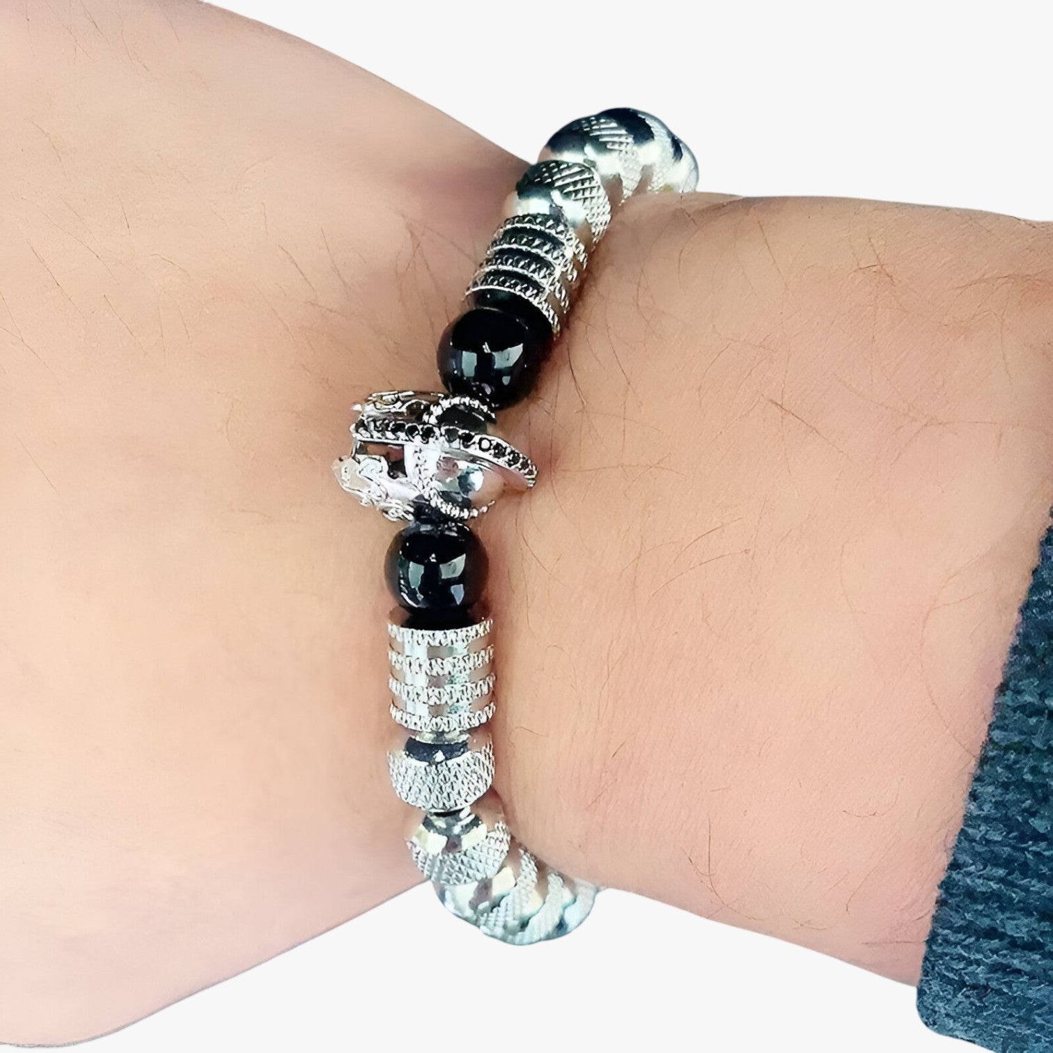 Stile audace e potenza – Porta lo spirito di un guerriero spartano - - audace BRACELET guerriero jewelry mens accessory mens bracelet porta potenza spartano spirito stile - Concept Palermo
