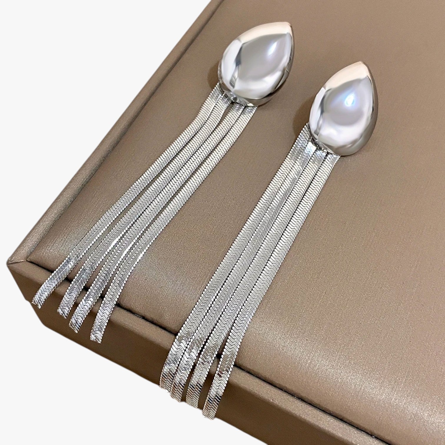 Orecchini a Goccia con Nappa Lunga Brillante - - brillante EARRINGS Earrings for Women Girls goccia jewelry lunga nappa New Fashion Earrings orecchini orecchini goccia - Concept Palermo