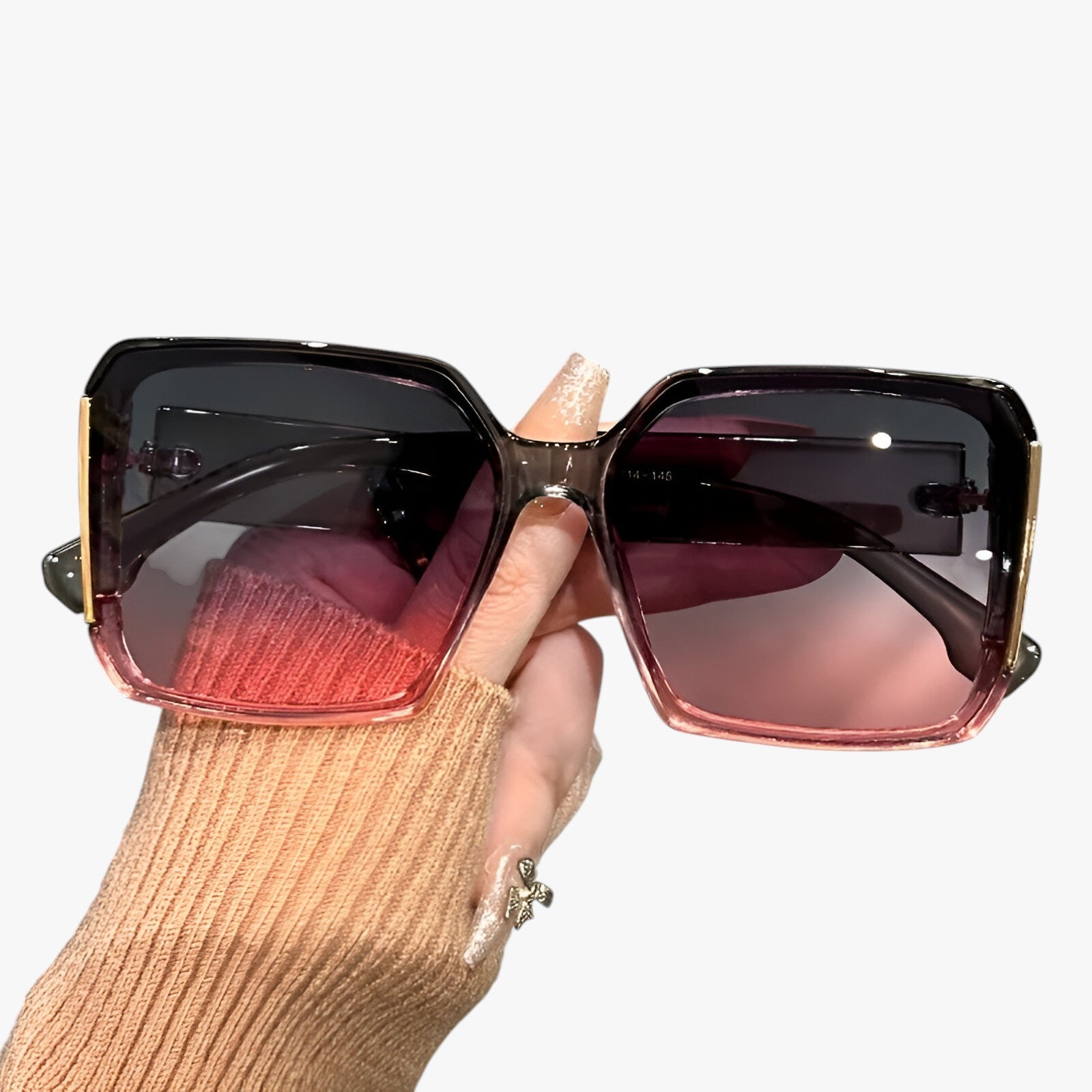 Occhiali da sole oversize con lenti sfumate per look estivi alla moda Uomo - Grigio Rosa - alla estivi Fashion Sunglasses lenti look moda occhiali occhiali sole oversize Sunglasses - Concept Palermo