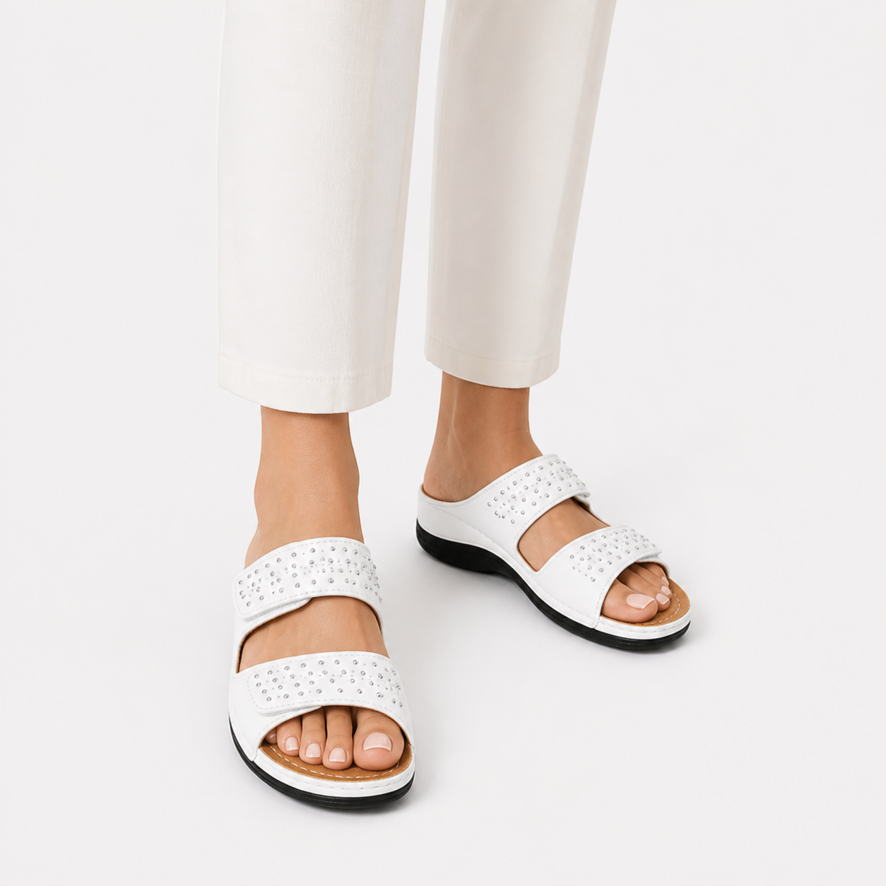 Sandalias con cuña – Comodidad y estilo combinados en piel para mujer