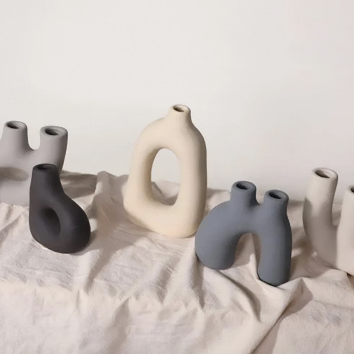 Vasi in ceramica opaca sofisticati Decorazioni da tavolo senza tempo e stilose - - ceramica Decor decorazioni Flowerpots home & garden opaca sofisticati stilose tavolo tempo Vases - Concept Palermo