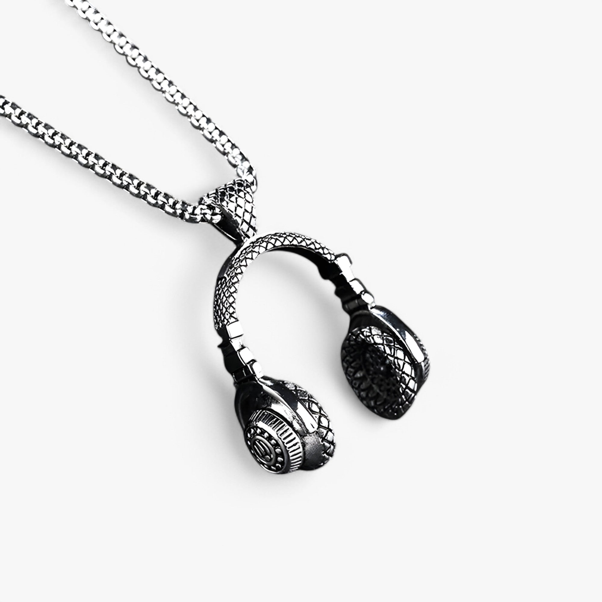 Catena per cuffie punk – Dichiarazione cool e alla moda Lana - - alla catena catena cuffie cool cuffie dichiarazione jewelry lana Necklace necklace for men NECKLACES - Concept Palermo