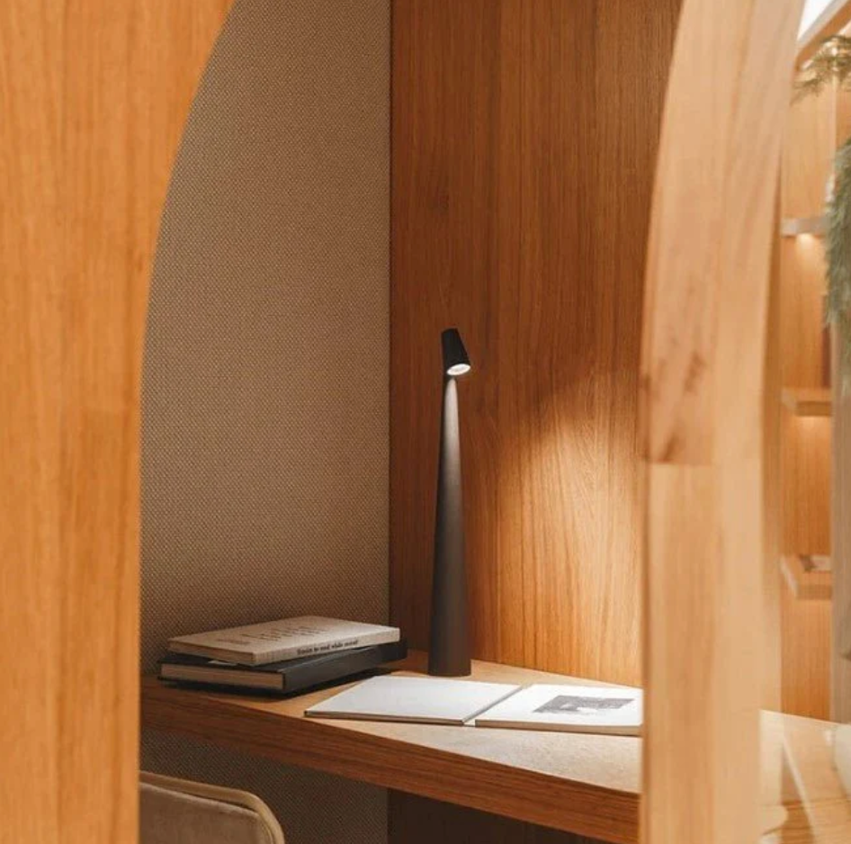 Lampada da tavolo con comando a sfioramento - - comando home & garden lampada lampada tavolo sfioramento tavolo Tischlampen Tragbare Lampen - Concept Palermo