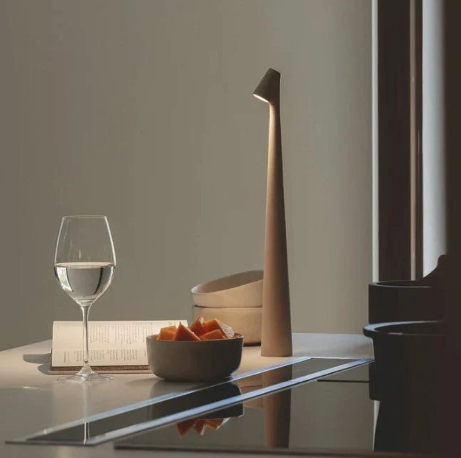 Lampada da tavolo con comando a sfioramento - - comando home & garden lampada lampada tavolo sfioramento tavolo Tischlampen Tragbare Lampen - Concept Palermo