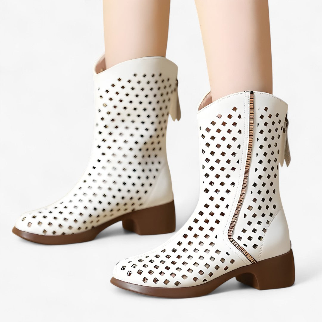 Stivali traforati in vera pelle a metà polpaccio traspiranti Donna - - BOOTS Boots & Shoes donna metà pelle polpaccio shoes stivali stivali traforati traforati - Concept Palermo