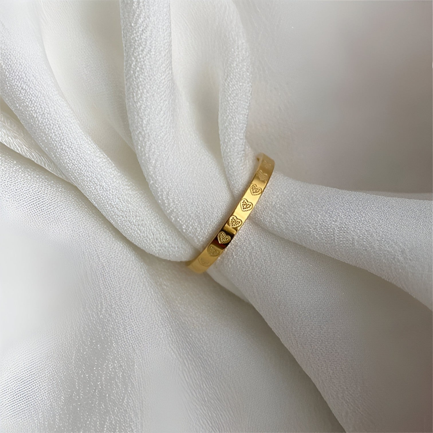 Lucido e senza tempo – anello d'oro per ogni occasione - - anello jewelry lucido lucido tempo occasione ogni Rings tempo womens ring - Concept Palermo