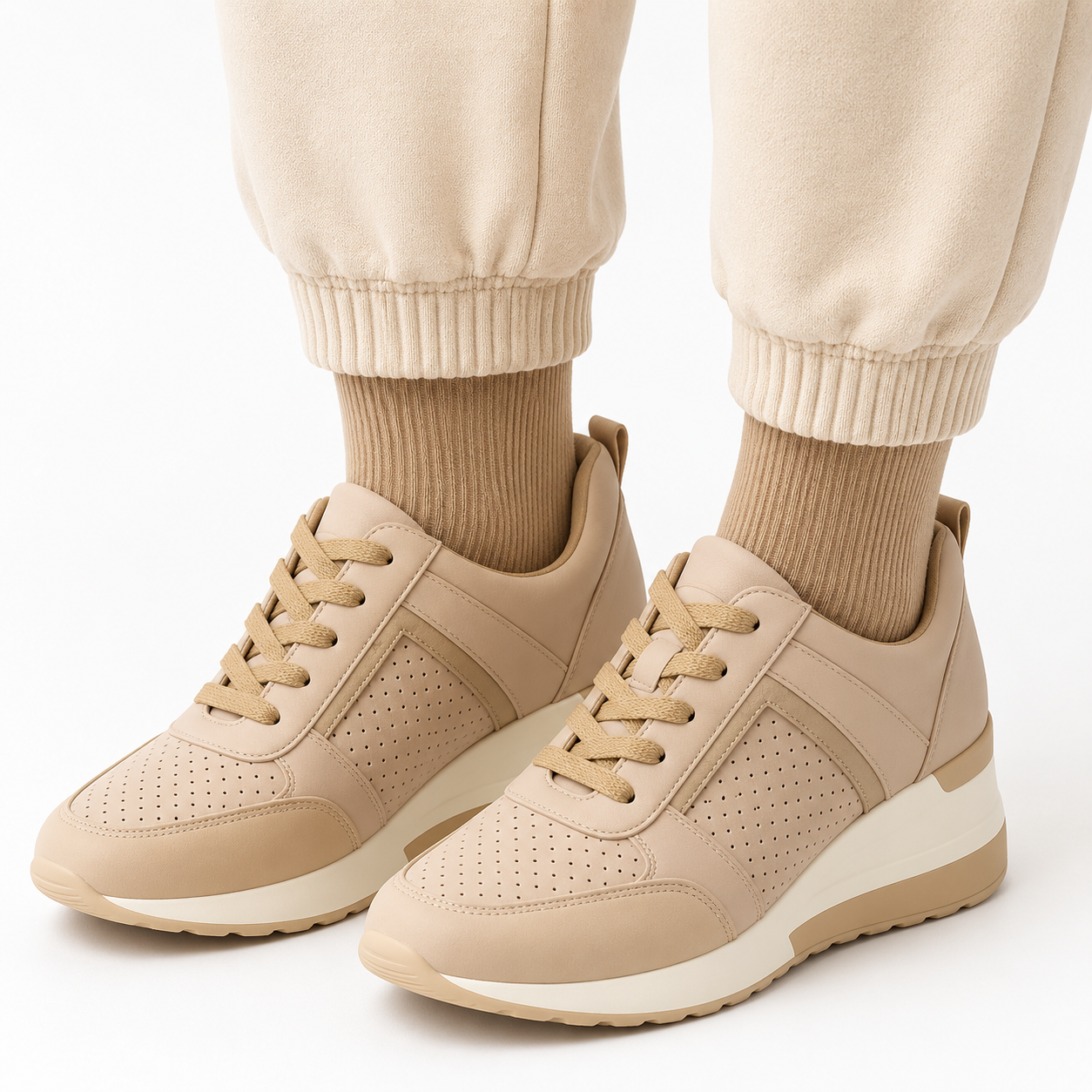 Sneakers Donna Nere con Zeppa 8cm, Dettagli Metallici, Comode ed Eleganti - - comoda dettagli donna Fashion female-ai metallici Schuhe shoes sneakers sneakers donna suola women - Concept Palermo