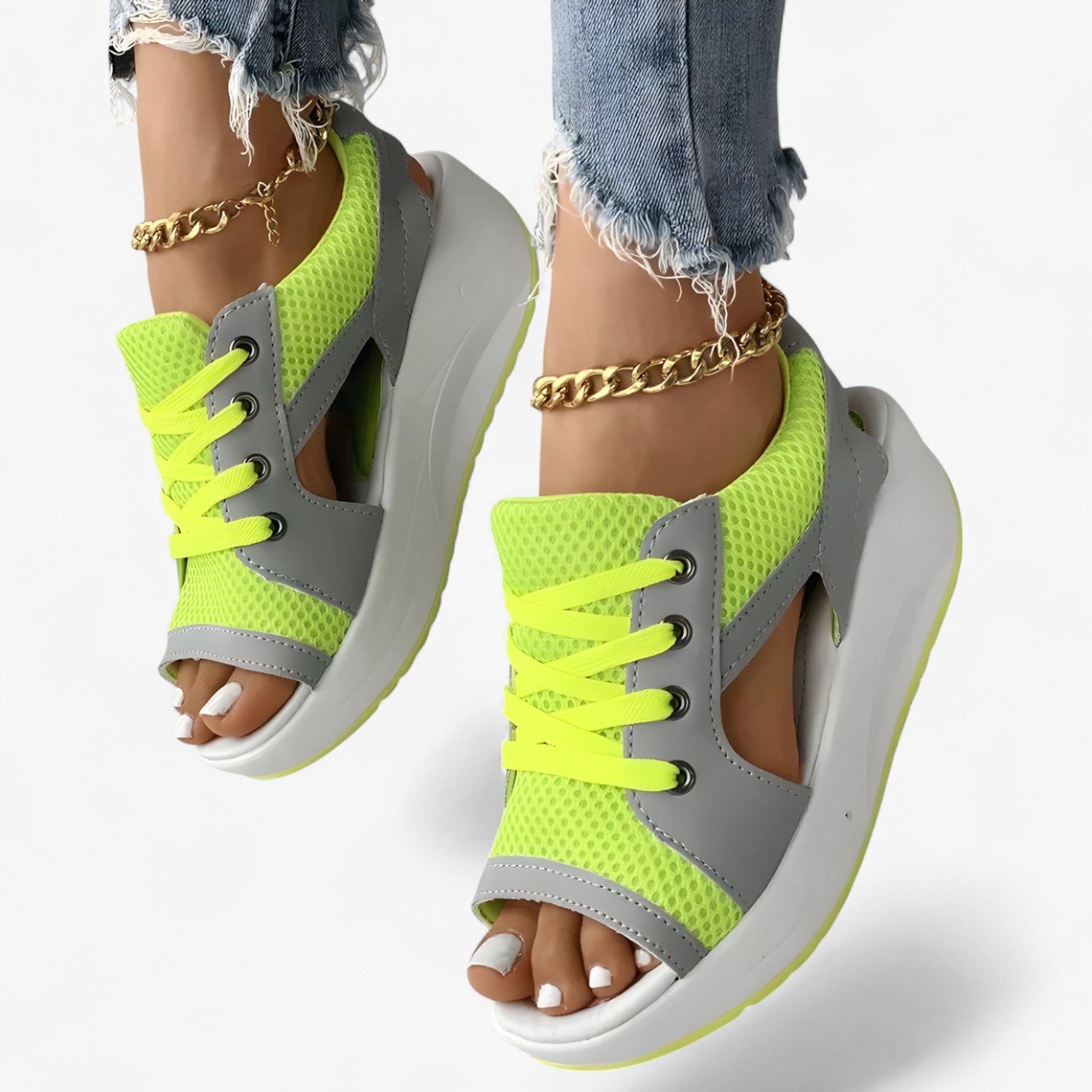 Sandalias cómodas y elegantes de mujer en piel negra - Tendencia verano