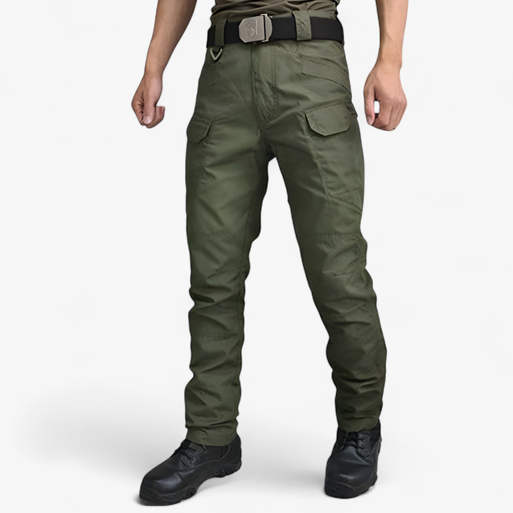 Pantaloni Tattici in Poliestere Traspiranti da Uomo - Verde - arbejdsbukser elastisk pasform fritidsbukser funktionelle bukser holdbare bukser komfortable bukser pantaloni pantaloni tattici pants poliestere rummelige lommer sportbukser til mænd taktiske bukser tattici traspiranti udendørs bukser uomo - Concept Palermo