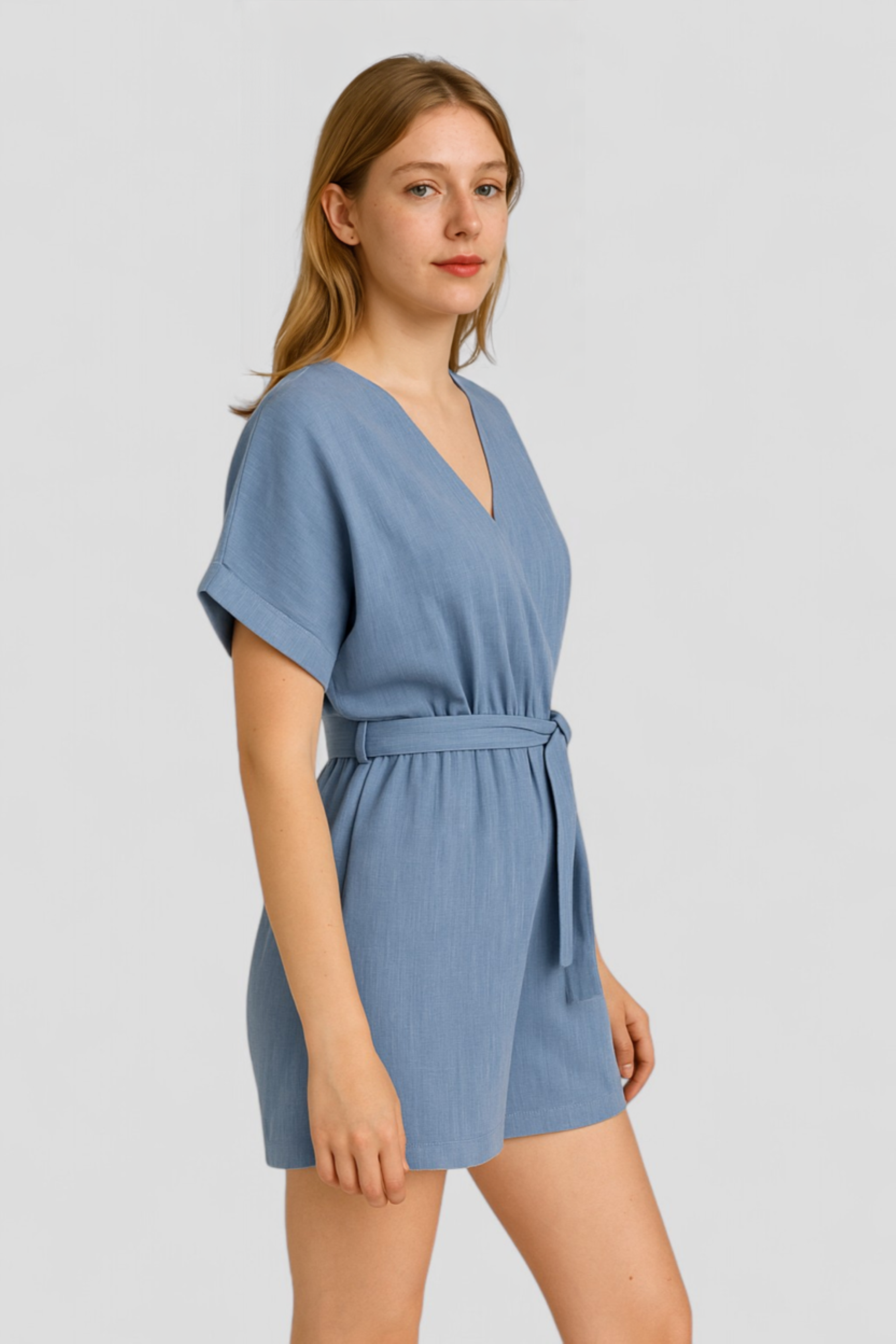 Jumpsuit Estivo in Lino per Donna - - abbigliamento estivo cintura in vita design raffinato donna elegante estivo forte freschezza jumpsuit jumpsuit estivo lino look casual maniche corte occasioni informali one-pieces playsuit estivo versatile - Concept Palermo