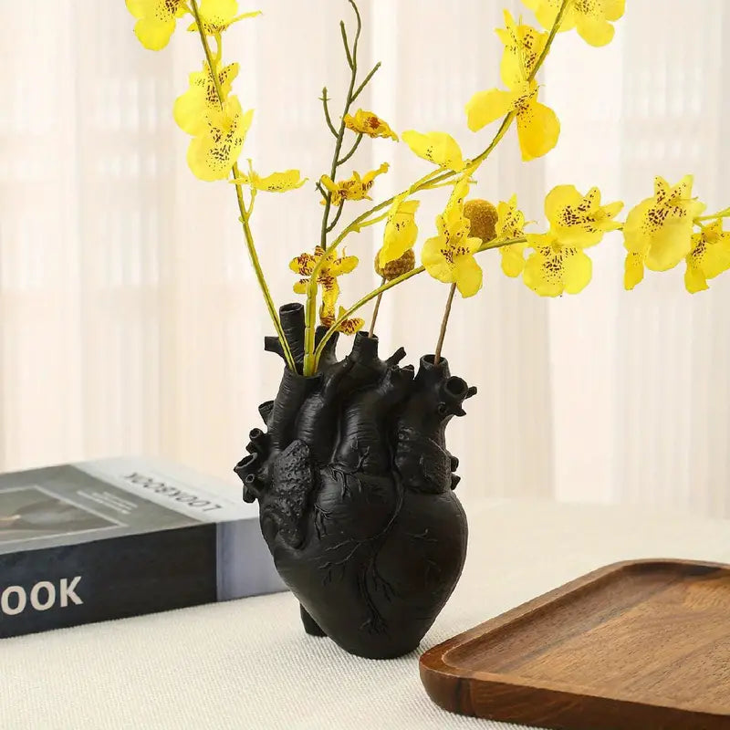 Vaso Hart in Ceramica Design Moderno, Disponibile in Varie Colorazioni e Misure - Nero - colorazioni diverse flowers vase hart heart vase heart-shaped home & garden Vase vaso vaso hart - Concept Palermo