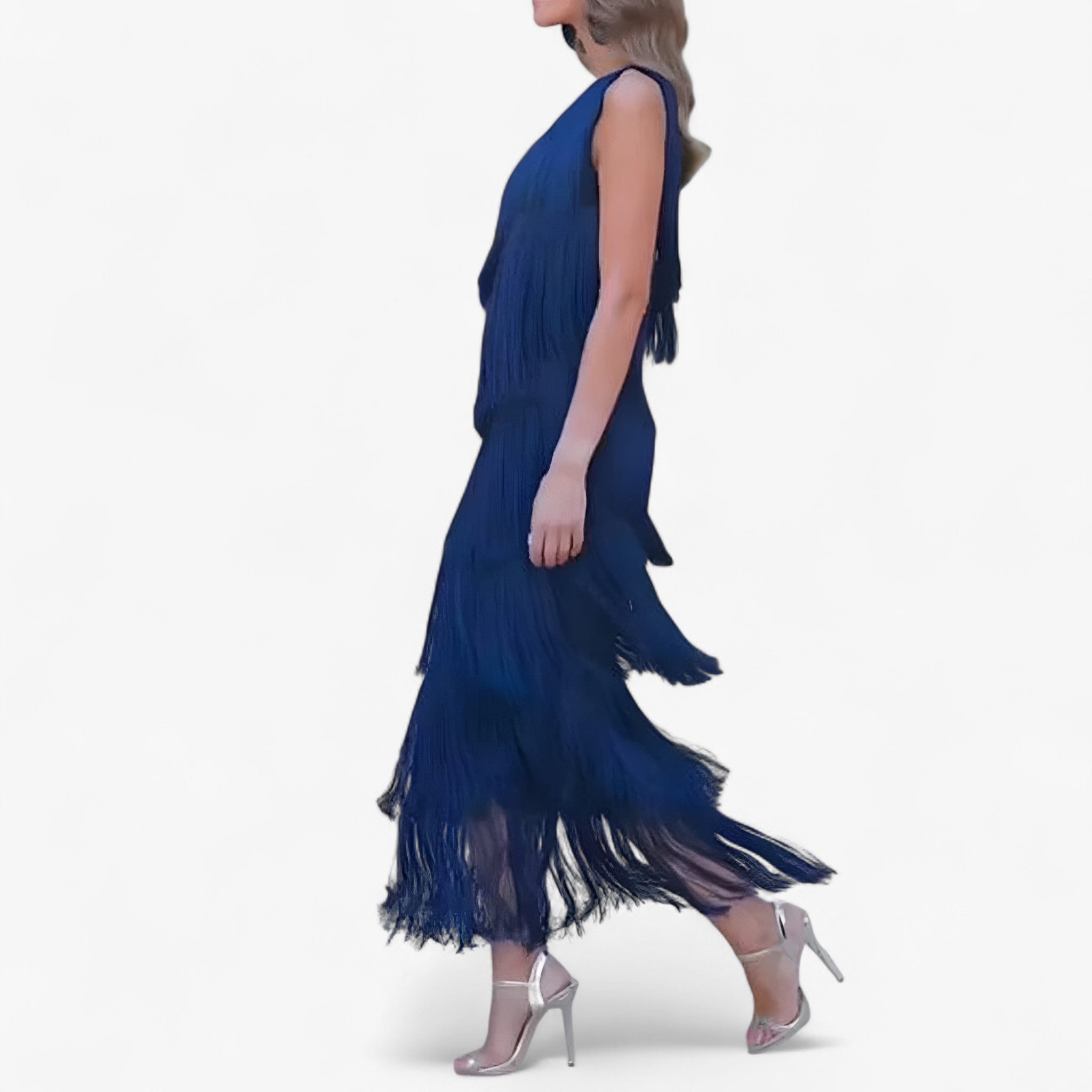 Abito con Frange Movimento Che Incanta a Ogni Passo Donna - - abito abito da ballo abito da festa abito elegante donna abito frange donna dresses frange incanta look da sera movimento ogni vestito con frange vestito glamour - Concept Palermo