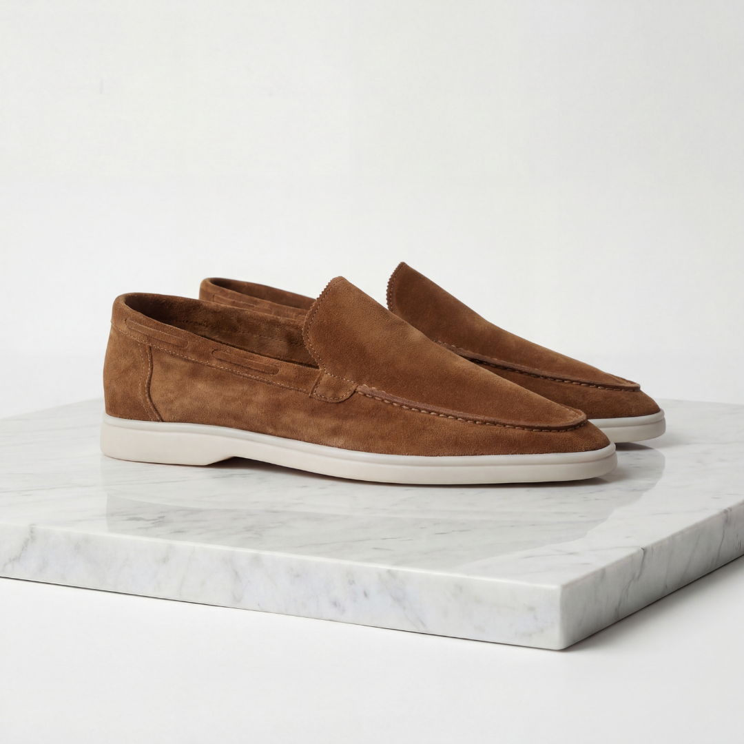 Mocassini Scamosciati Uomo: L'Eleganza Versatile per Ogni Look