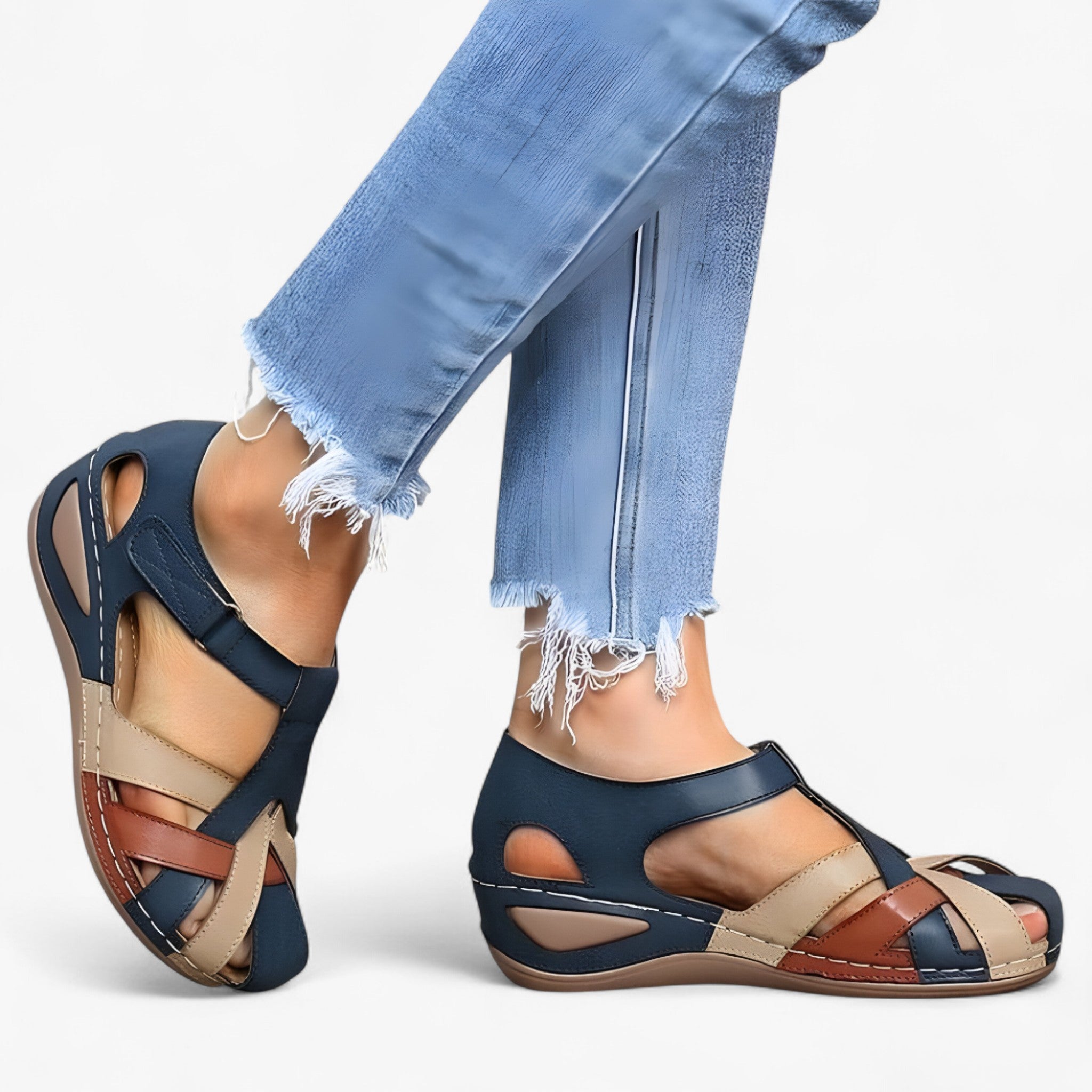 Sandalias negras para mujer en piel auténtica con cuña baja cómodas - Disponibles en tallas grandes