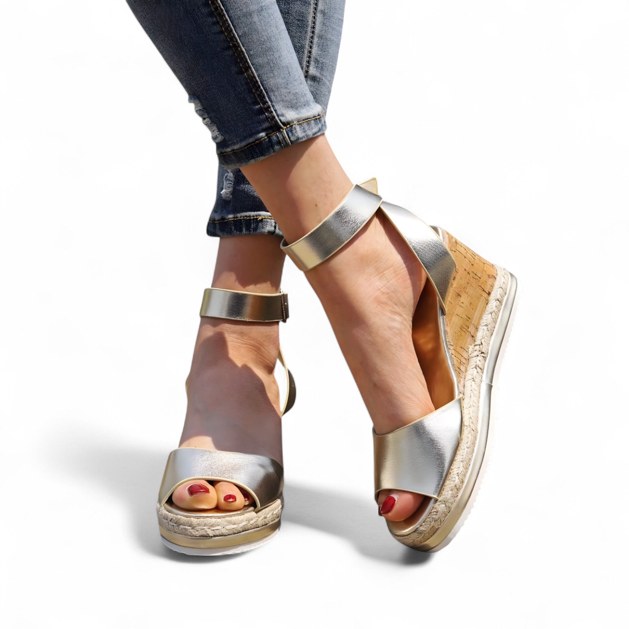 Sandalias con cuña – a la moda y cómodas para mujer