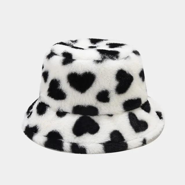 BEATRIX - Dames winter hart print imitatie bont vissershoed - - beatrix bont dames hart imitatie print seizoen vissershoed winter women's hat - Concept Palermo