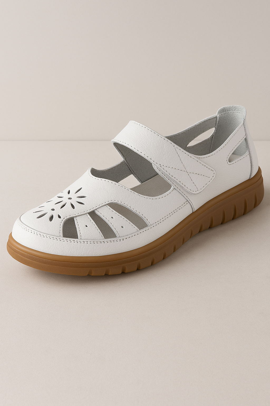Sandali Estivi Comfort in Pelle con Punta Chiusa e Suola Antiscivolo Uomo - Bianco - antiscivolo breathable sandals casual sandals chiusa comfort easy wear sandals estivi fashion sandals flat sandals pelle punta sandali sandali estivi - Concept Palermo