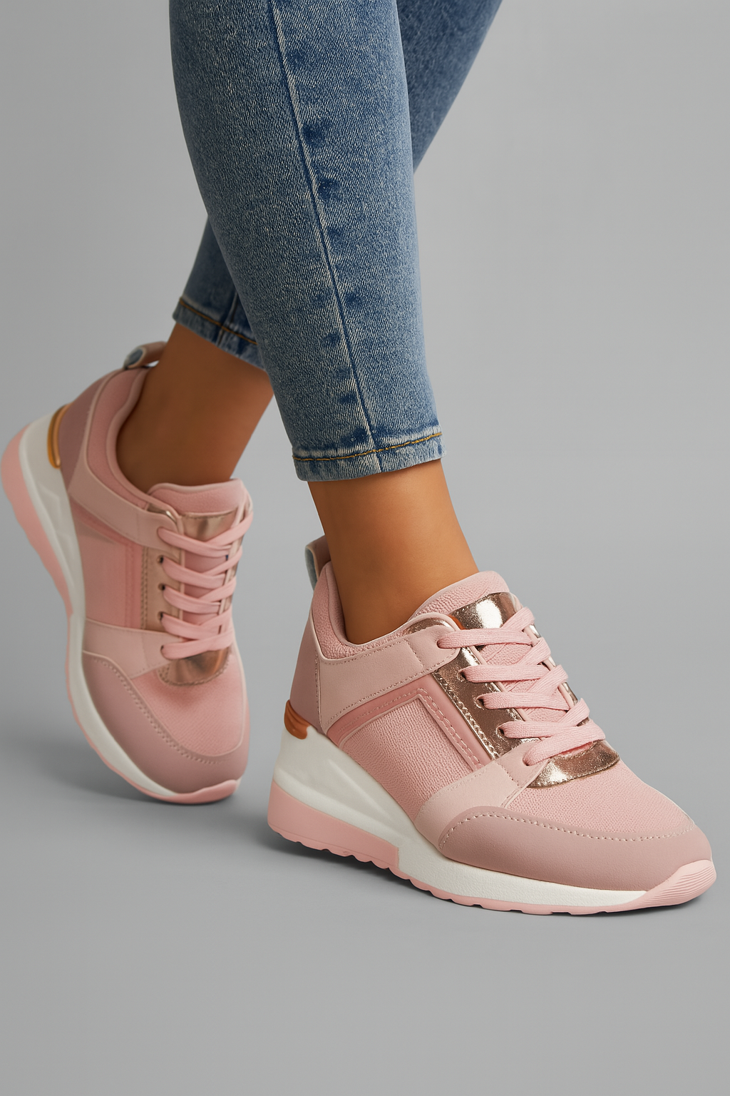 Sneakers Donna Nere con Zeppa 8cm, Dettagli Metallici, Comode ed Eleganti - - comoda dettagli donna Fashion female-ai metallici Schuhe shoes sneakers sneakers donna suola women - Concept Palermo