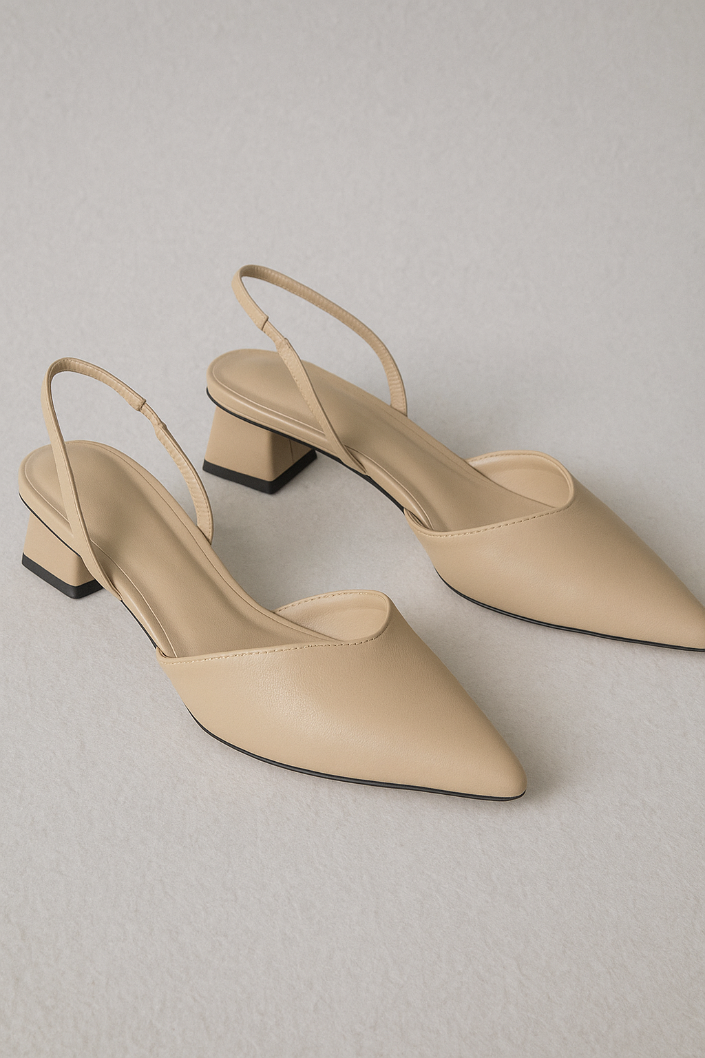 Scarpe slingback con punta a forma di diamante e tacco blocco moderno - Alta Qualita, Consegna Rapida - Beige - blocco diamante forma Frauen Sandalen matilda | scarpe slingback eleganti con punta a forma di diamante e tacco blocco moderno- € punta scarpe scarpe slingback slingback SPRING - Concept Palermo
