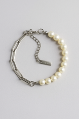 Damesarmband met parels en ketting