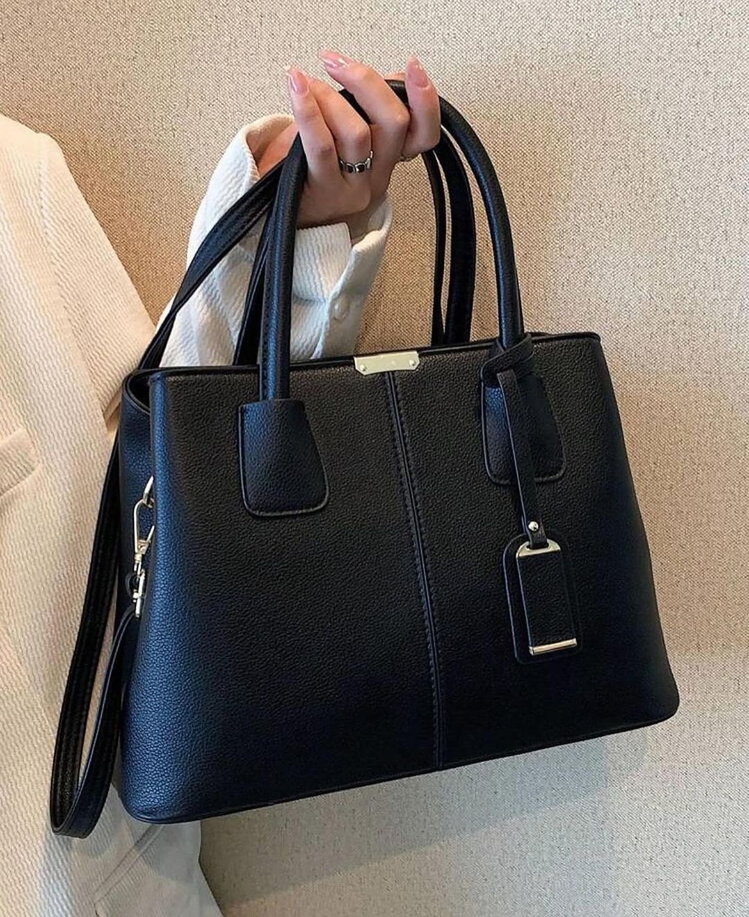 Borsa Tracolla Emily Nera in Vera Pelle Italiana da Donna - Media, Elegante - - Bags borsa borsa pelle donna emily pelle women bags - Concept Palermo