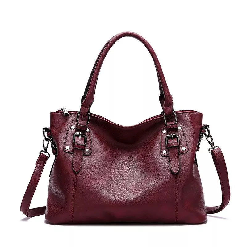 Borsa a Tracolla Donna in Vera Pelle Nera, Elegante con Patta e Chiusura Magnetica - - Bags borsa borsa tracolla chic donna handbags pelle tracolla women bags - Concept Palermo
