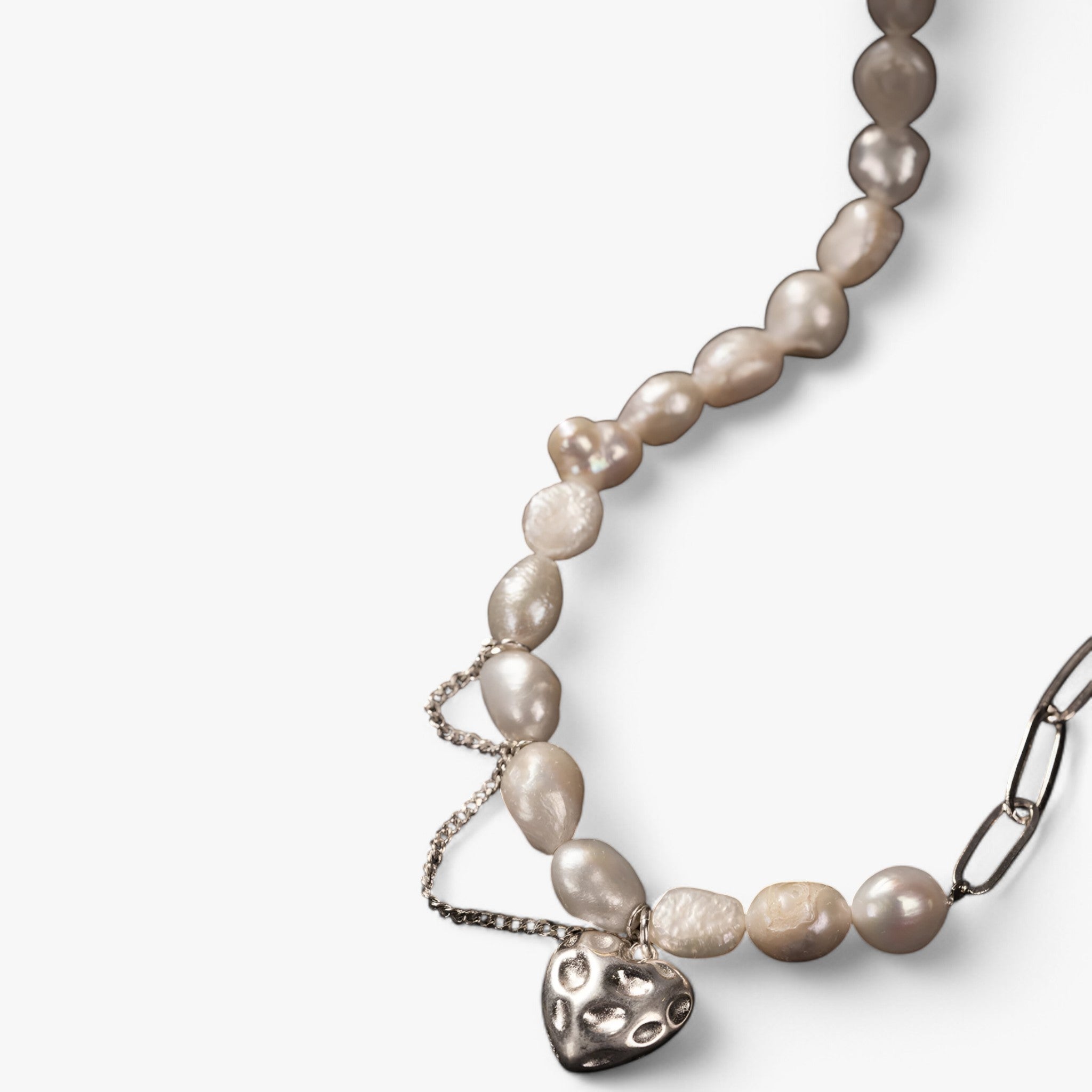 Collana Asimmetrica Donna Hartparel in Lana, Design Moderno ed Elegante - - 925 Silver asimmetrica collana collana asimmetrica donna gifts-necklace hartparel jewelry lana necklace Pearls Silver & Pearl - Concept Palermo