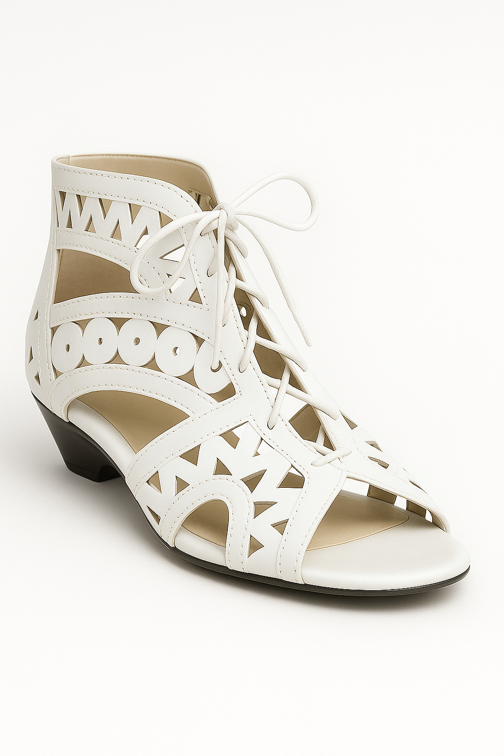 Sandali traforati in ecopelle con lacci e zip posteriore Pelle - Bianca - breathable sandals casual sandals chloe | sandali traforati in ecopelle con lacci e zip posteriore - €25 easy wear sandals ecopelle elegant sandals fashion sandals lacci pelle posteriore sandali sandali traforati traforati - Concept Palermo