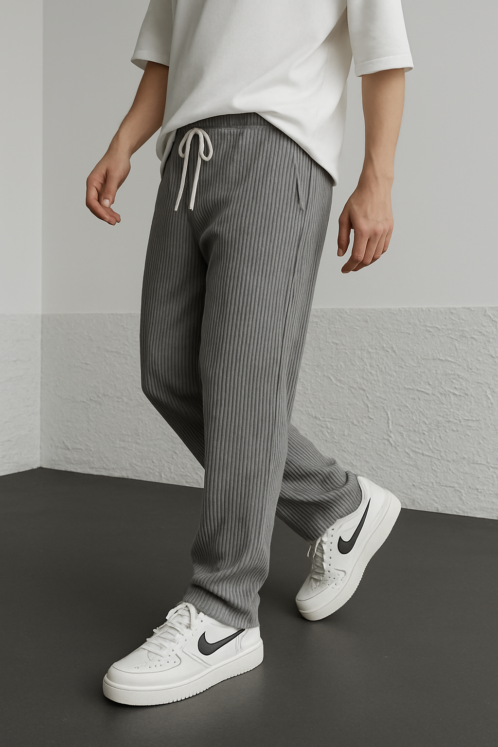 Pantaloni da salotto a coste da uomo: comfort e stile - - comfort coste pantaloni pantaloni salotto pants pants for men salotto stile uomo - Concept Palermo