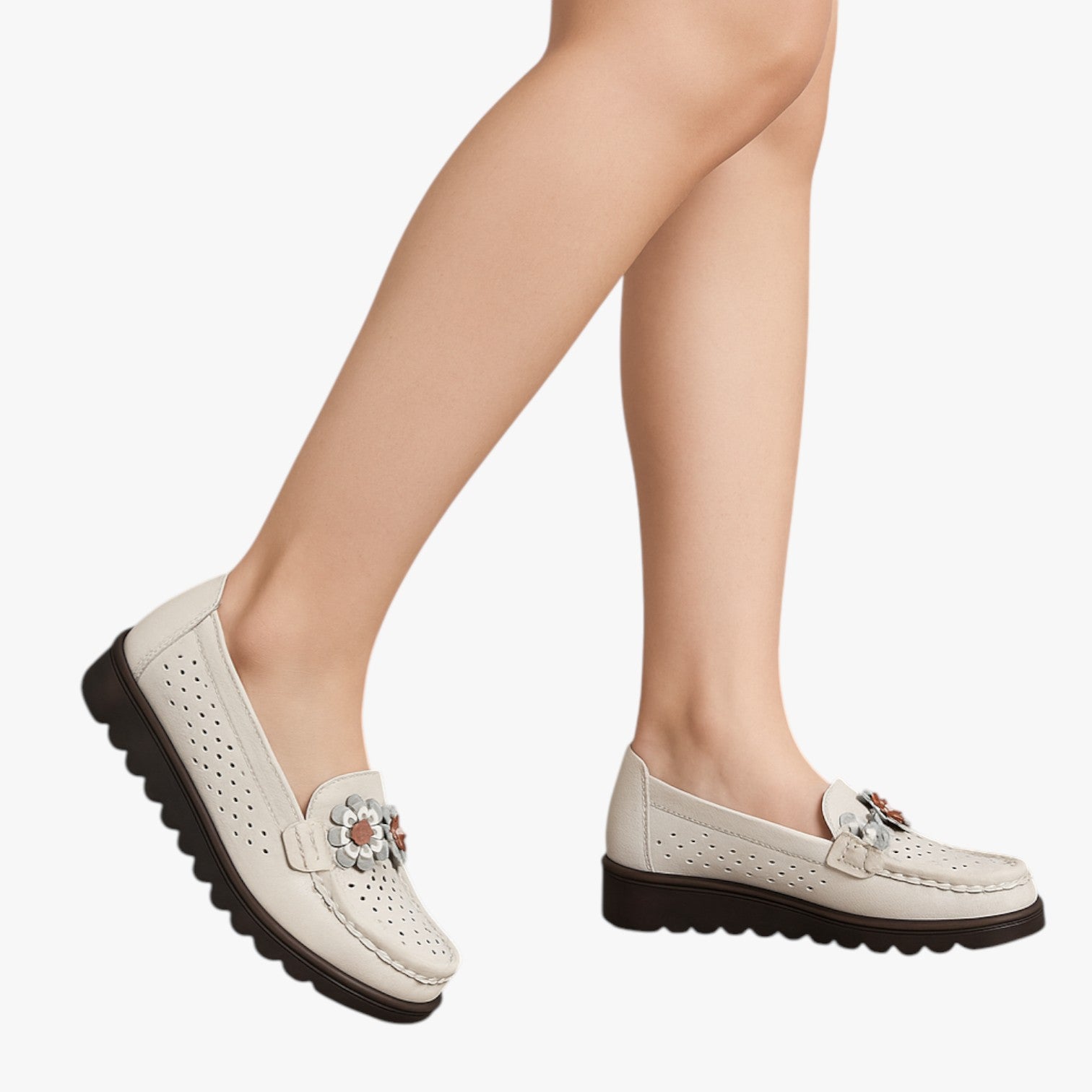 Mocassini estivi in pelle - Comodità e freschezza con dettagli floreali Uomo - - comodità dettagli estivi floreali freschezza mocassini mocassini estivi pelle shoes Shoes women summer shoes - Concept Palermo