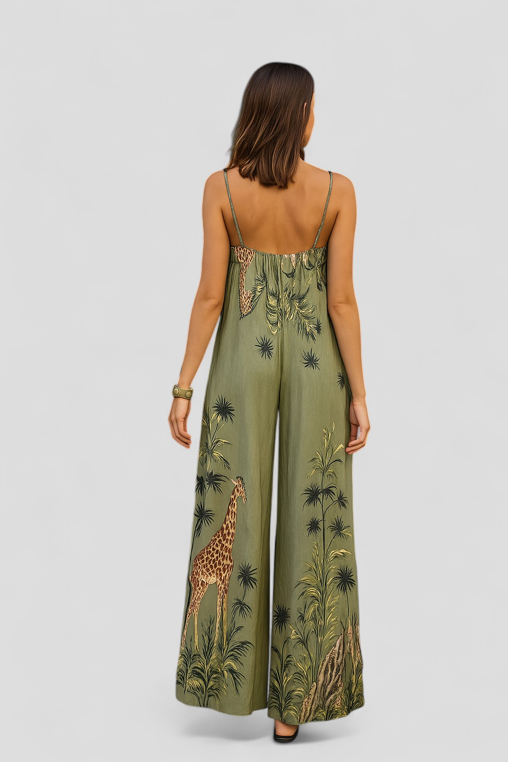 Tuta Donna Verde Ampia - - abbigliamento estivo abito comodo ampia donna jumpsuit verde moda versatile one-pieces scollo a V spalline regolabili stile safari tuta tuta ampia tuta donna tuta elegante vestibilità unica - Concept Palermo