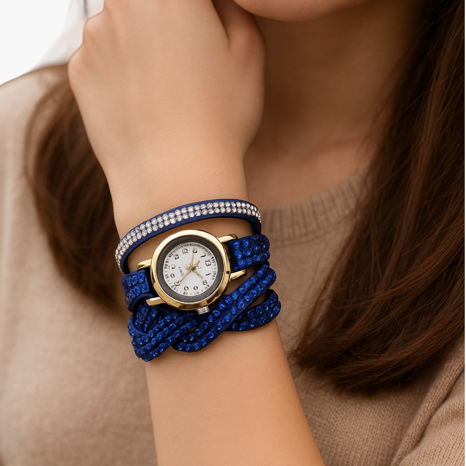 Orologio da donna con cinturino lungo in pelle: eleganza e lucentezza in uno - - cinturino donna eleganza female watch lucentezza orologio orologio donna pelle watch watch for women watches - Concept Palermo