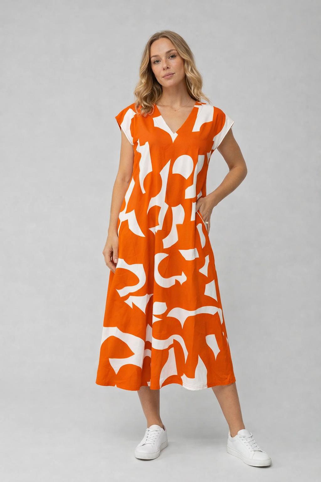 Vestito Lungo Donna Estivo in Viscosa con Fantasia Floreale Astratta Elegante S-XL - - abito abito donna abito estivo abito lungo abito maxy astratta donna dresses materiale leggero maxy moda femminile scollatura a V stampa stampa astratta stile artistico taglie disponibili vestibilità comoda - Concept Palermo