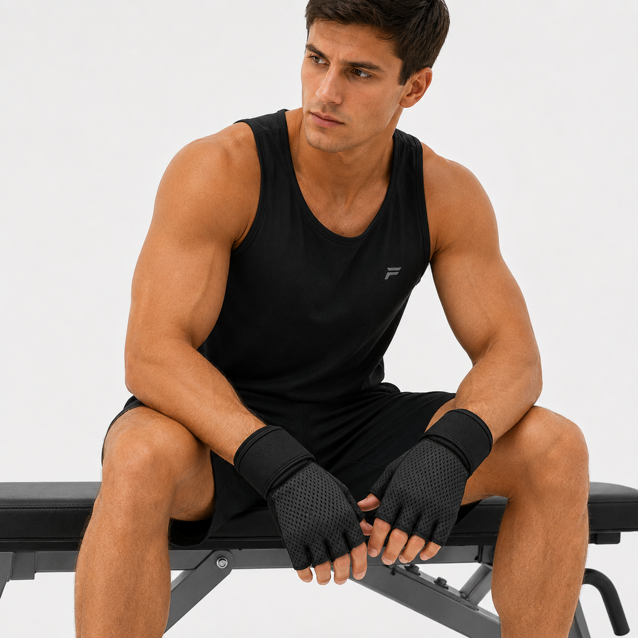 Guanti da palestra con grip antiscivolo e supporto polso Uomo - - alvin | guanti da palestra con grip antiscivolo e supporto polso - €25 antiscivolo gloves gloves for men grip guanti guanti palestra mens gloves palestra polso supporto - Concept Palermo